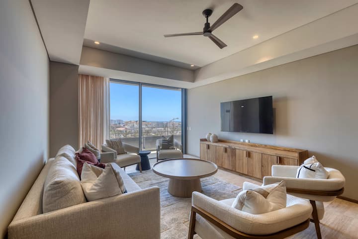 Punto Nima: Panoramic Ph With Private Terrace - San José del Cabo
