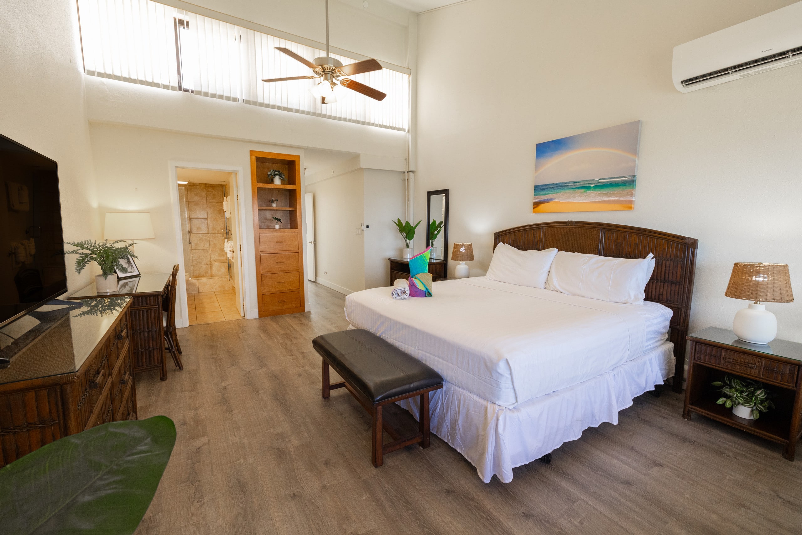 Condo in Lahaina · ★4.33 · 2 bedrooms · 3 beds · 2 private baths - Image 31