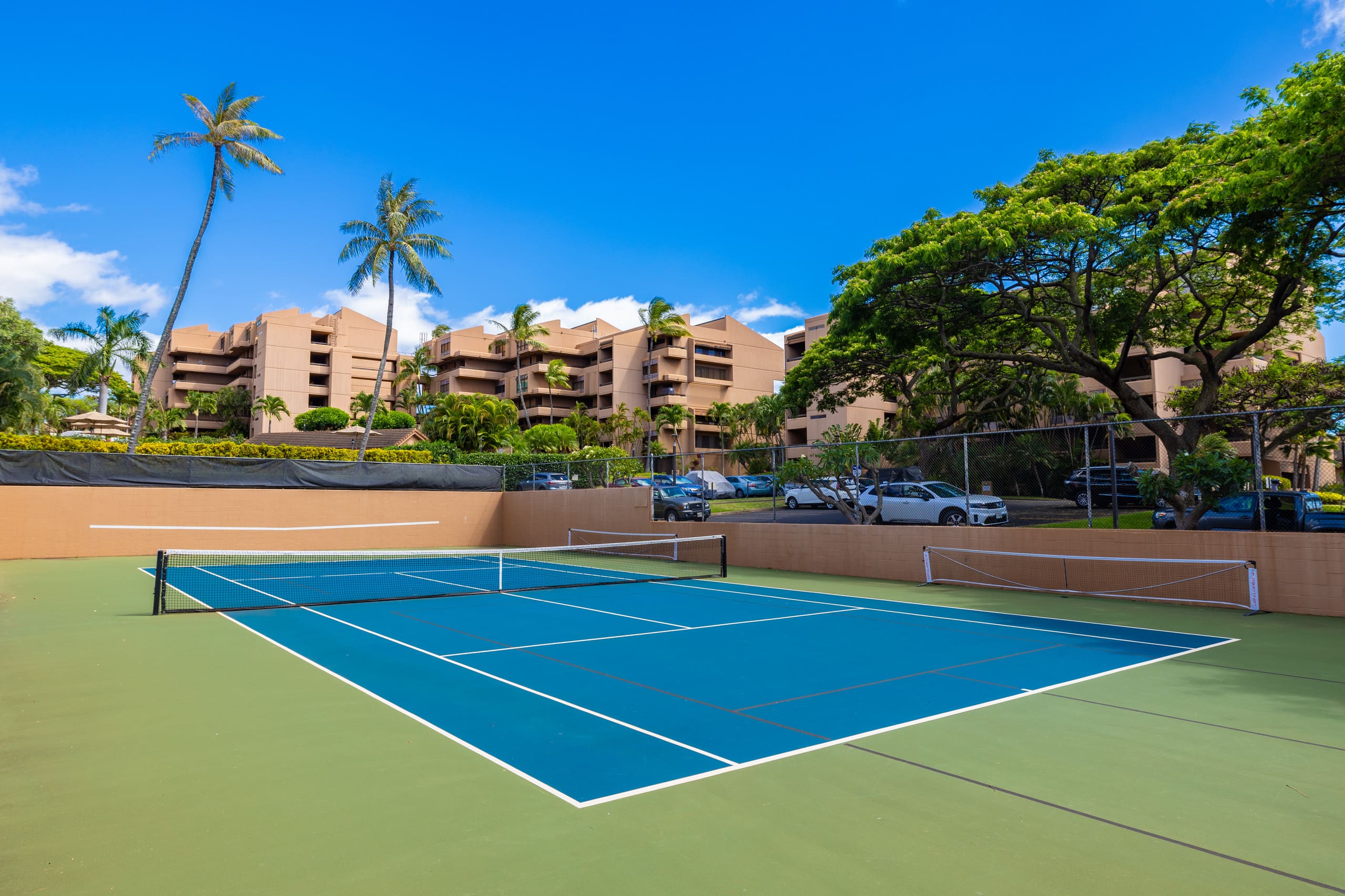 Condo in Lahaina · ★4.33 · 2 bedrooms · 3 beds · 2 private baths - Image 43