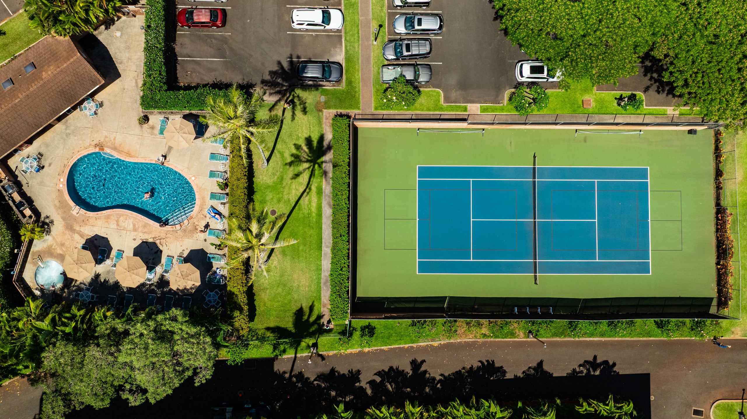 Condo in Lahaina · ★4.33 · 2 bedrooms · 3 beds · 2 private baths - Image 46
