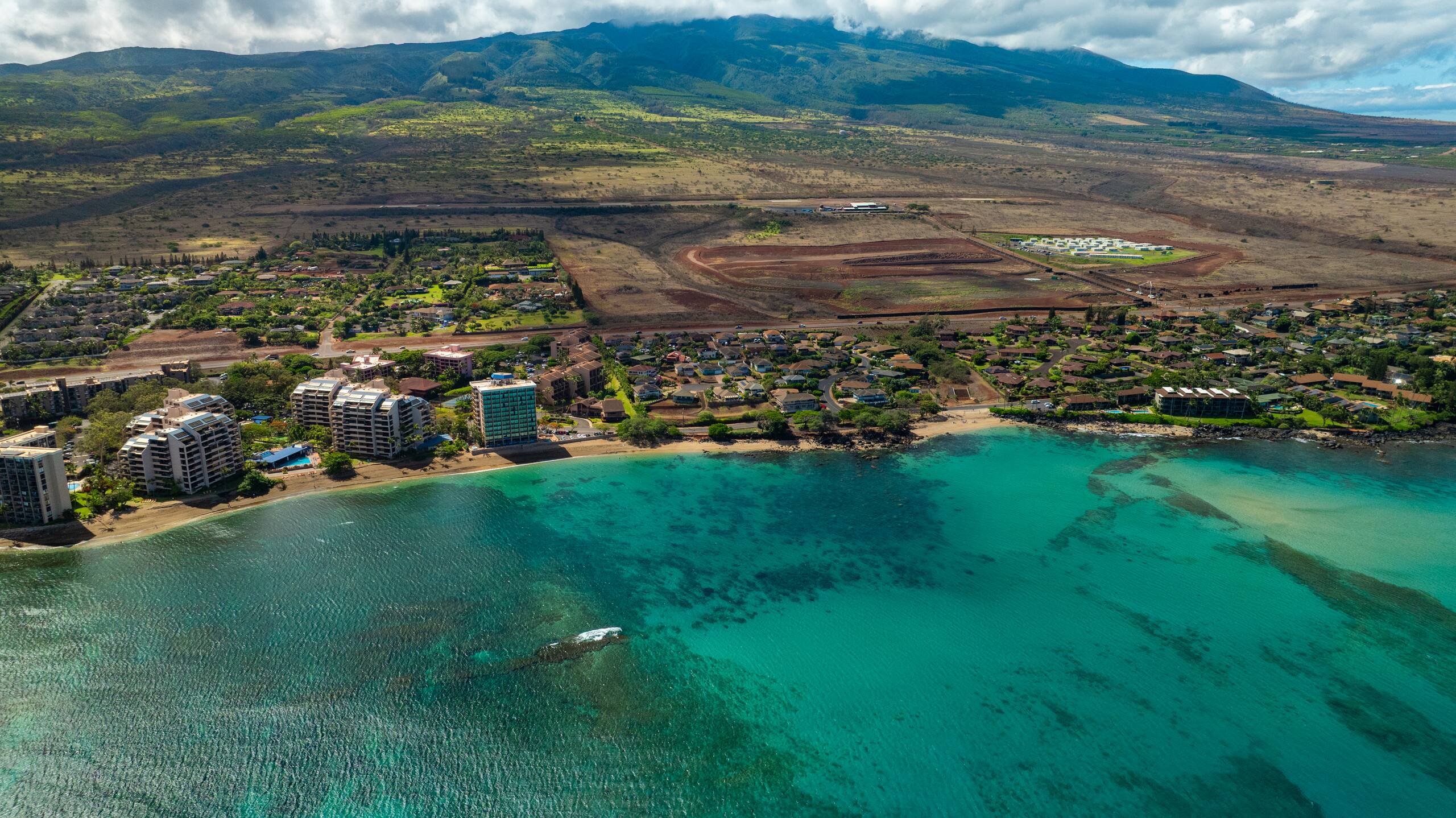 Condo in Lahaina · ★4.33 · 2 bedrooms · 3 beds · 2 private baths - Image 51