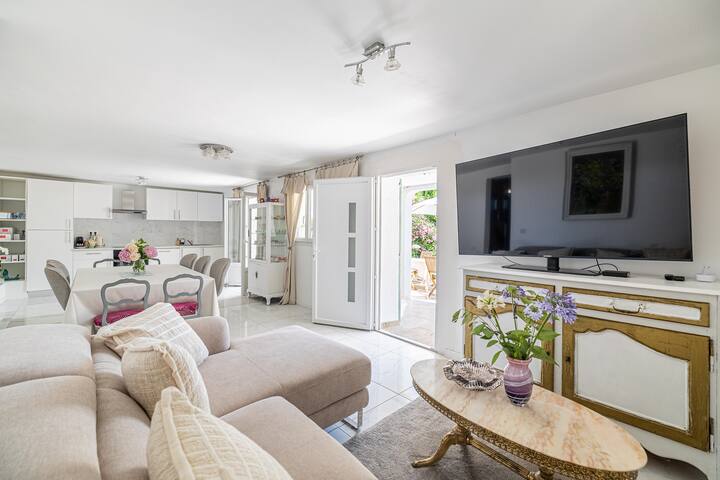 Florella Residences & Appartements managed Airbnb listing 2