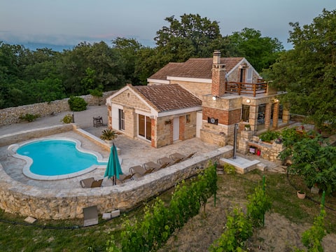 Top Airbnb: Villa Rosemary ZadarVillas in Poljica Brig