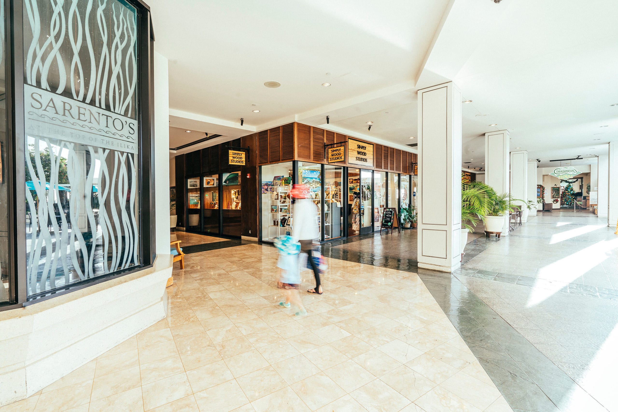 Tropical City Escape at Ilikai Hotel by the Beach - Image 23