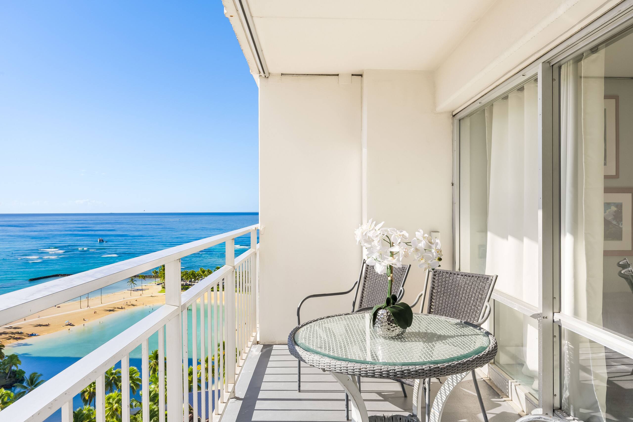 Ocean & Fireworks Condo Steps Away from the Beach - Image 1