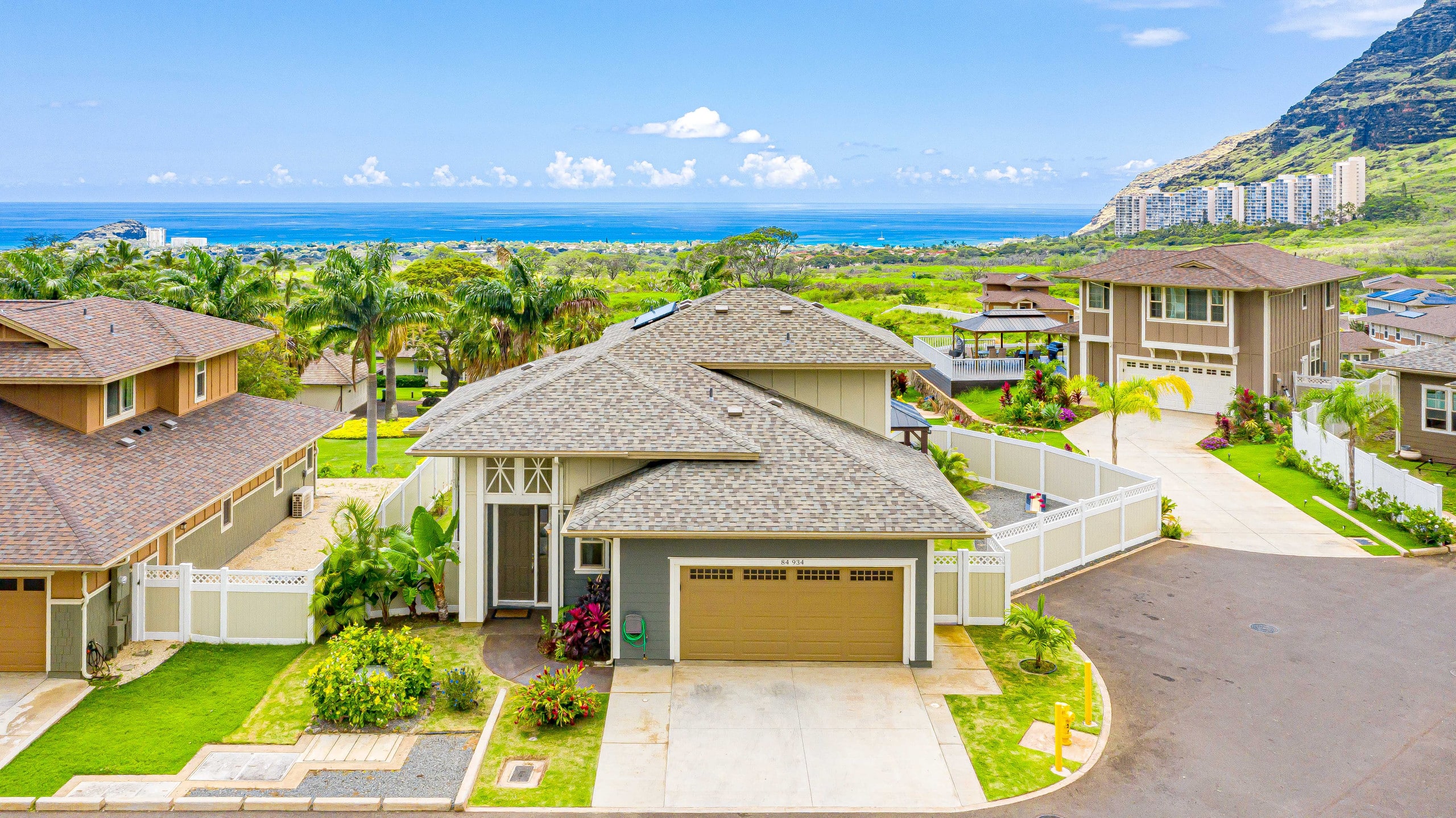 Home in Waianae · ★5.0 · 3 bedrooms · 5 beds · 2.5 private baths - Image 1