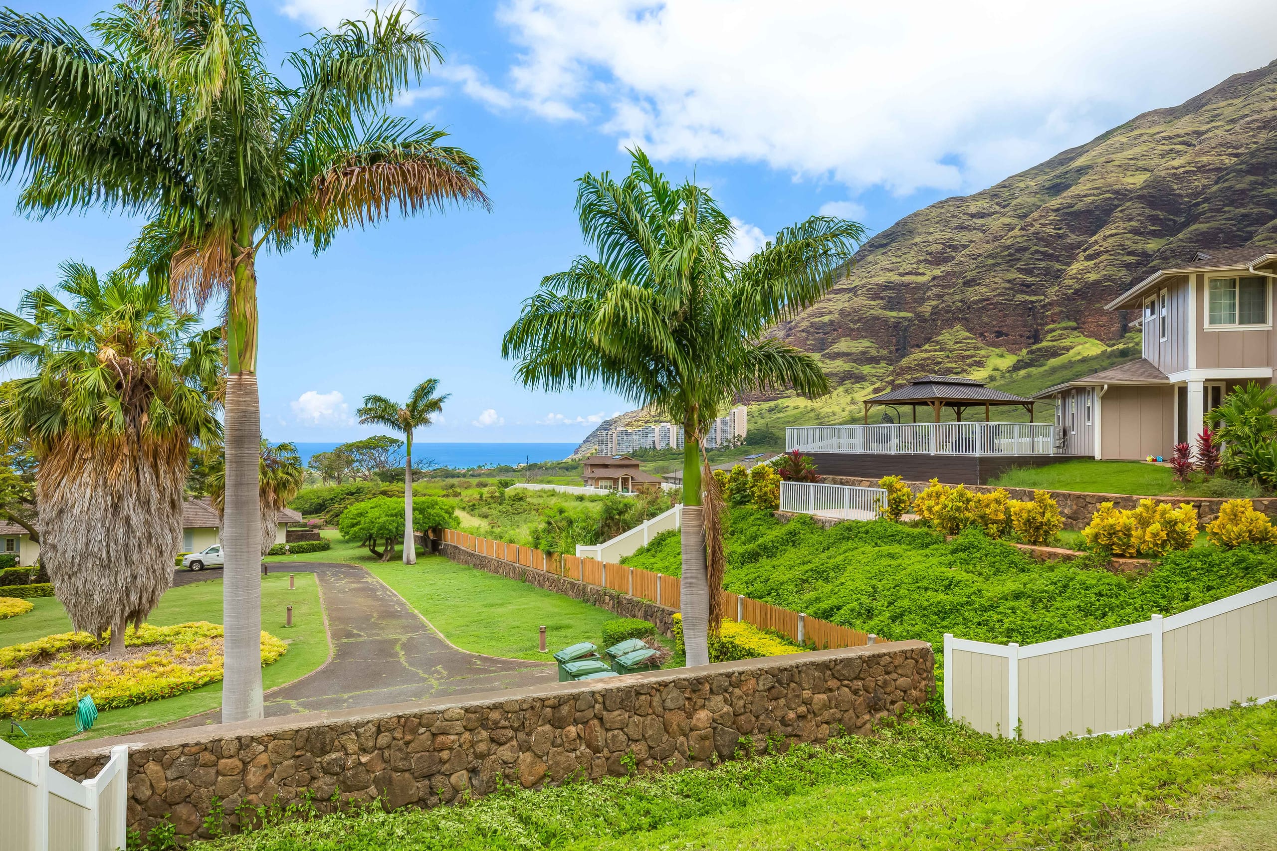 Home in Waianae · ★5.0 · 3 bedrooms · 5 beds · 2.5 private baths - Image 74