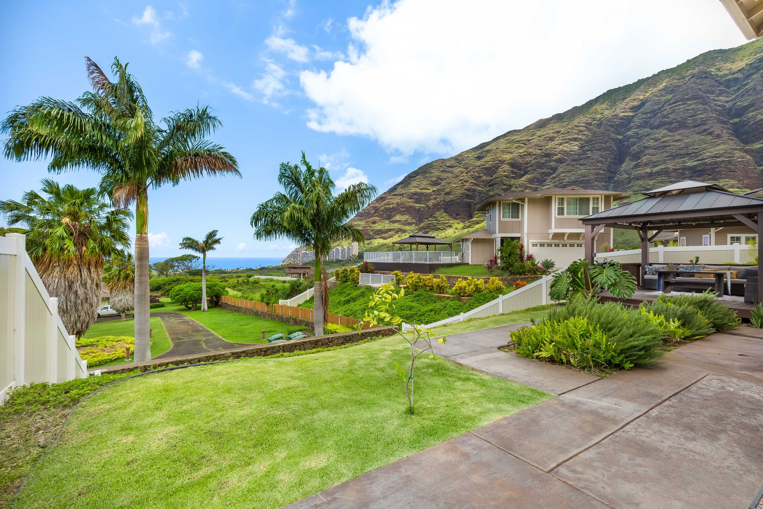 Home in Waianae · ★5.0 · 3 bedrooms · 5 beds · 2.5 private baths - Image 72