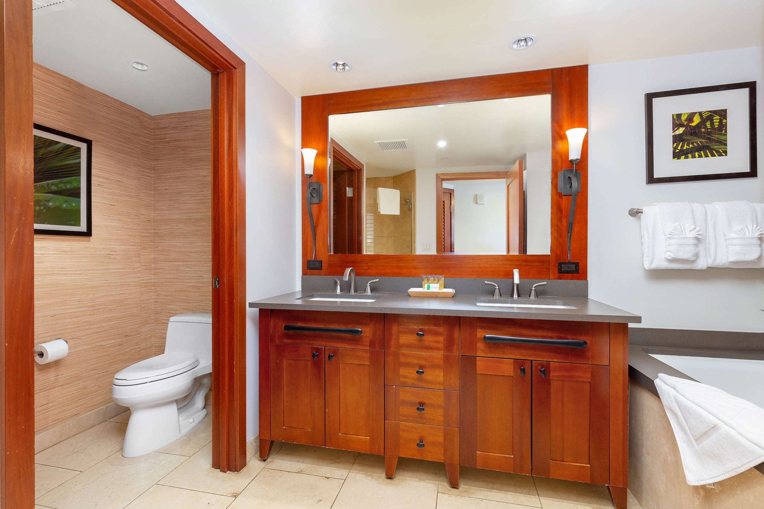 Beach Villas Poolside Resort at the Ko Olina Beach - Image 14