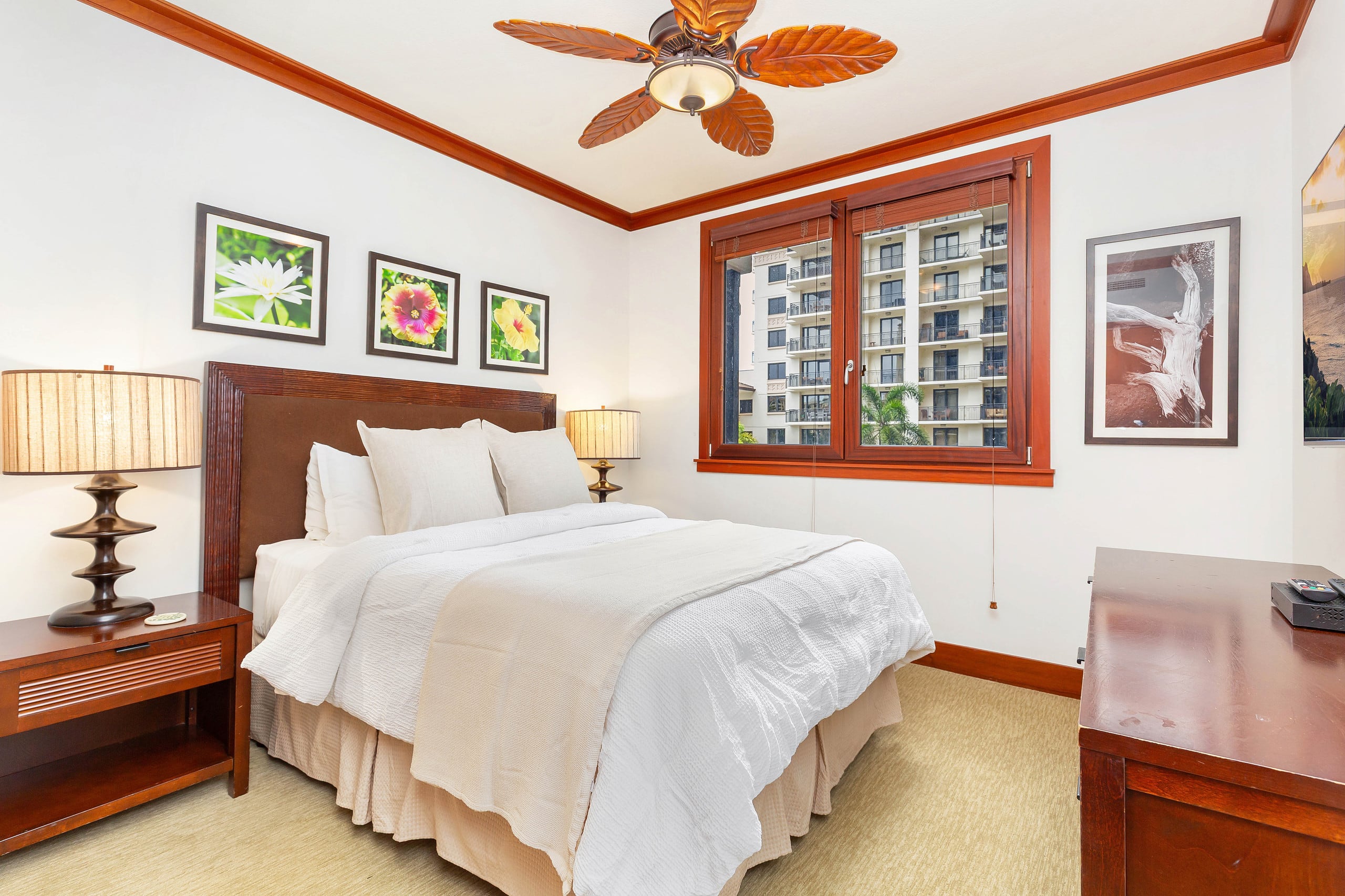 Beach Villas Poolside Resort at the Ko Olina Beach - Image 17