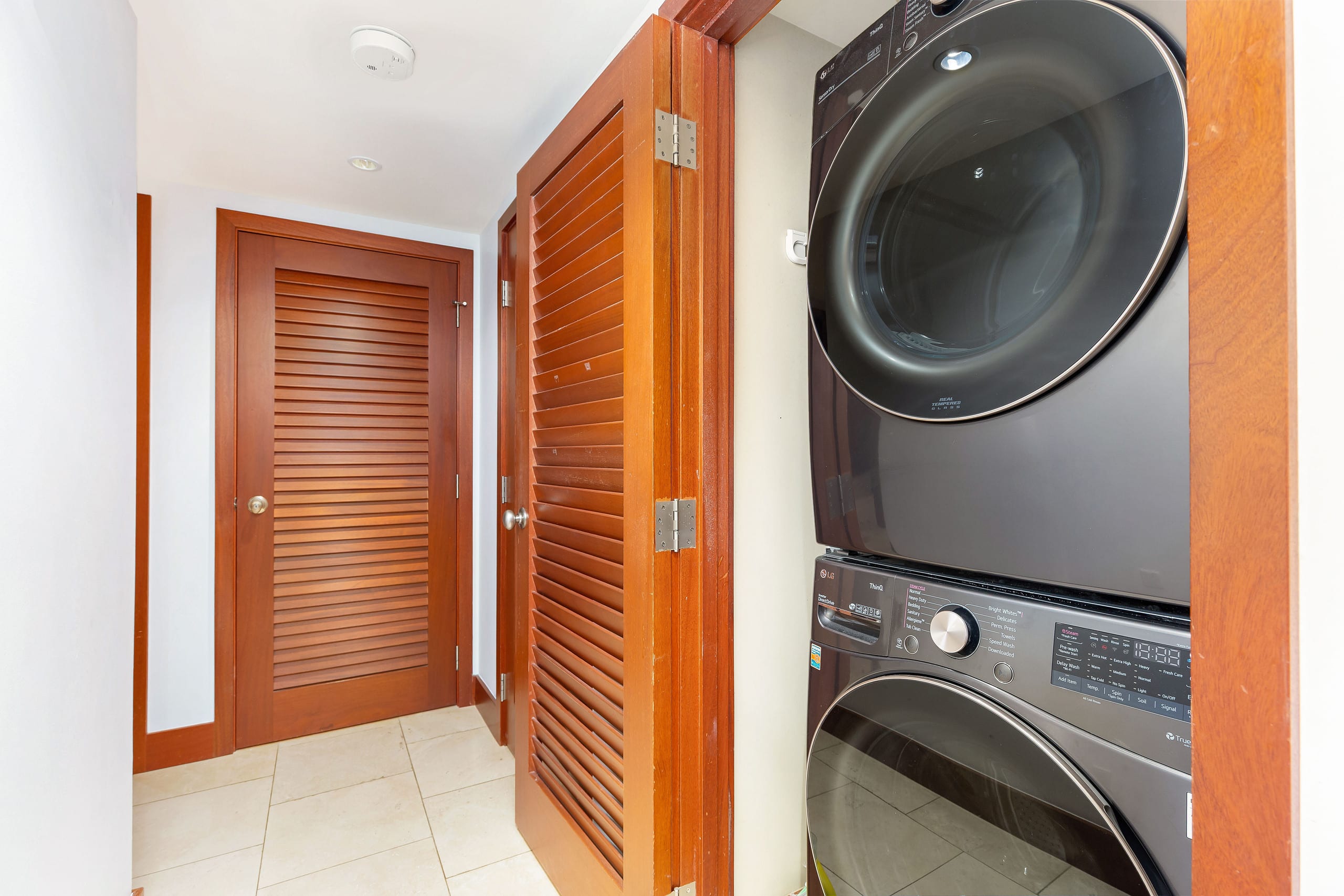 Beach Villas Poolside Resort at the Ko Olina Beach - Image 16