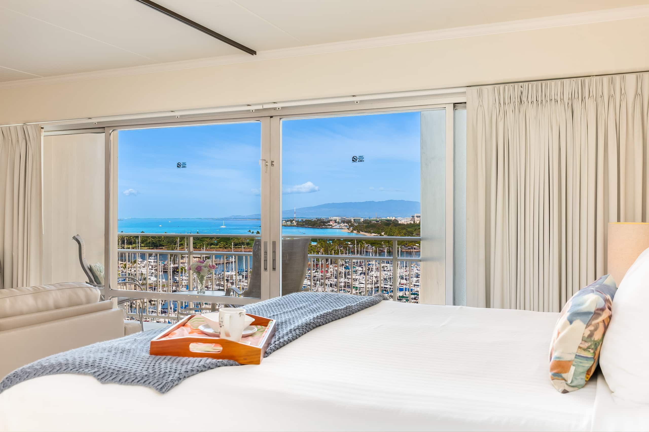 Ocean-Sunset Views at Ilikai Hotel Couples Getaway - Image 2