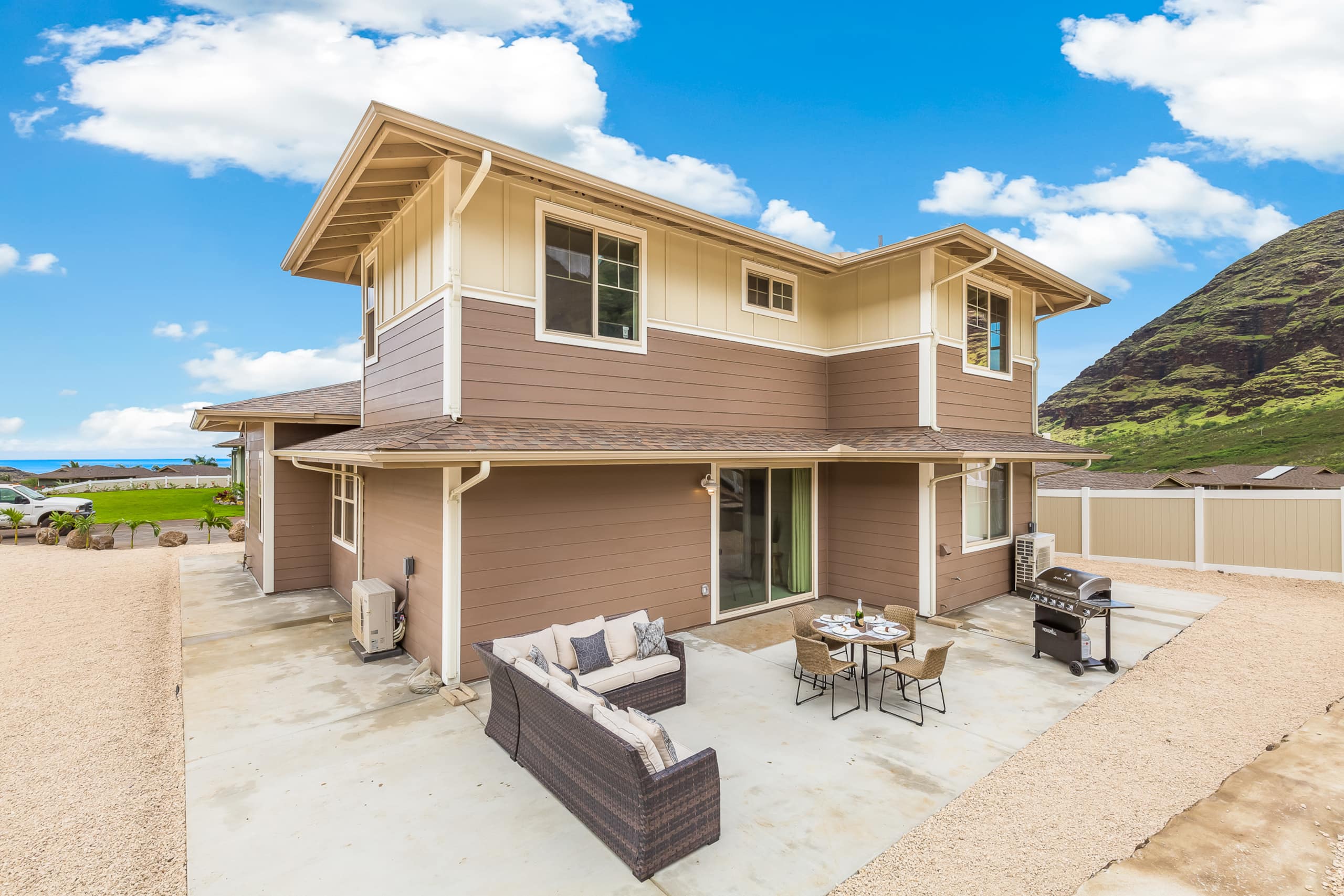Home in Waianae · ★4.83 · 4 bedrooms · 6 beds · 3.5 private baths - Image 40