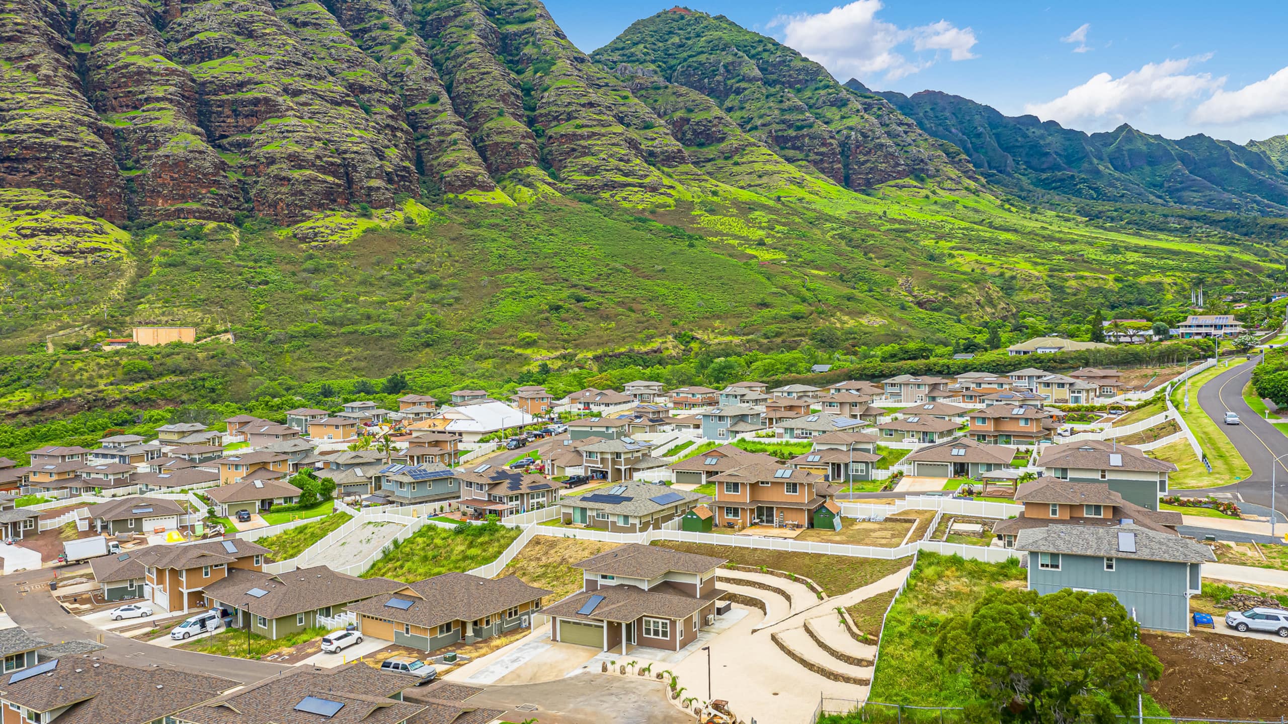 Home in Waianae · ★4.83 · 4 bedrooms · 6 beds · 3.5 private baths - Image 51