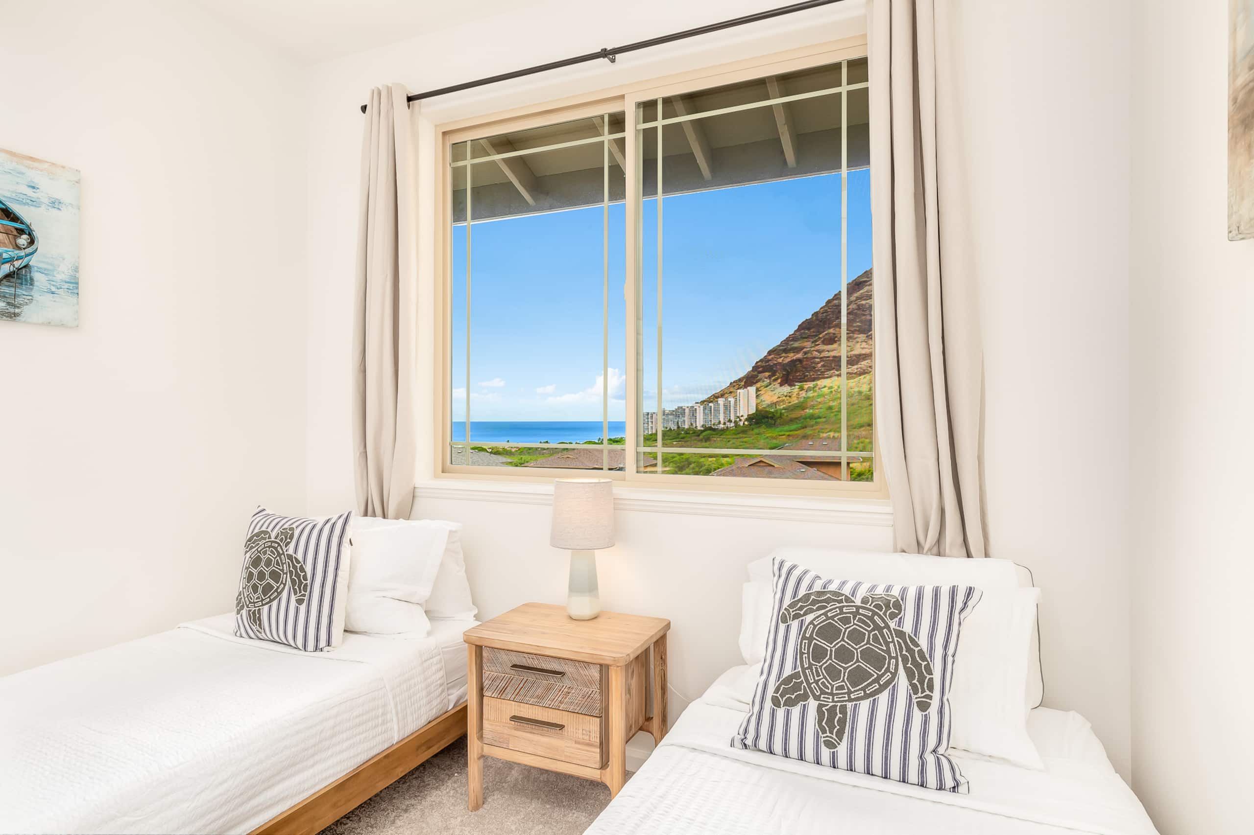 Home in Waianae · ★4.89 · 3 bedrooms · 5 beds · 2.5 private baths - Image 3
