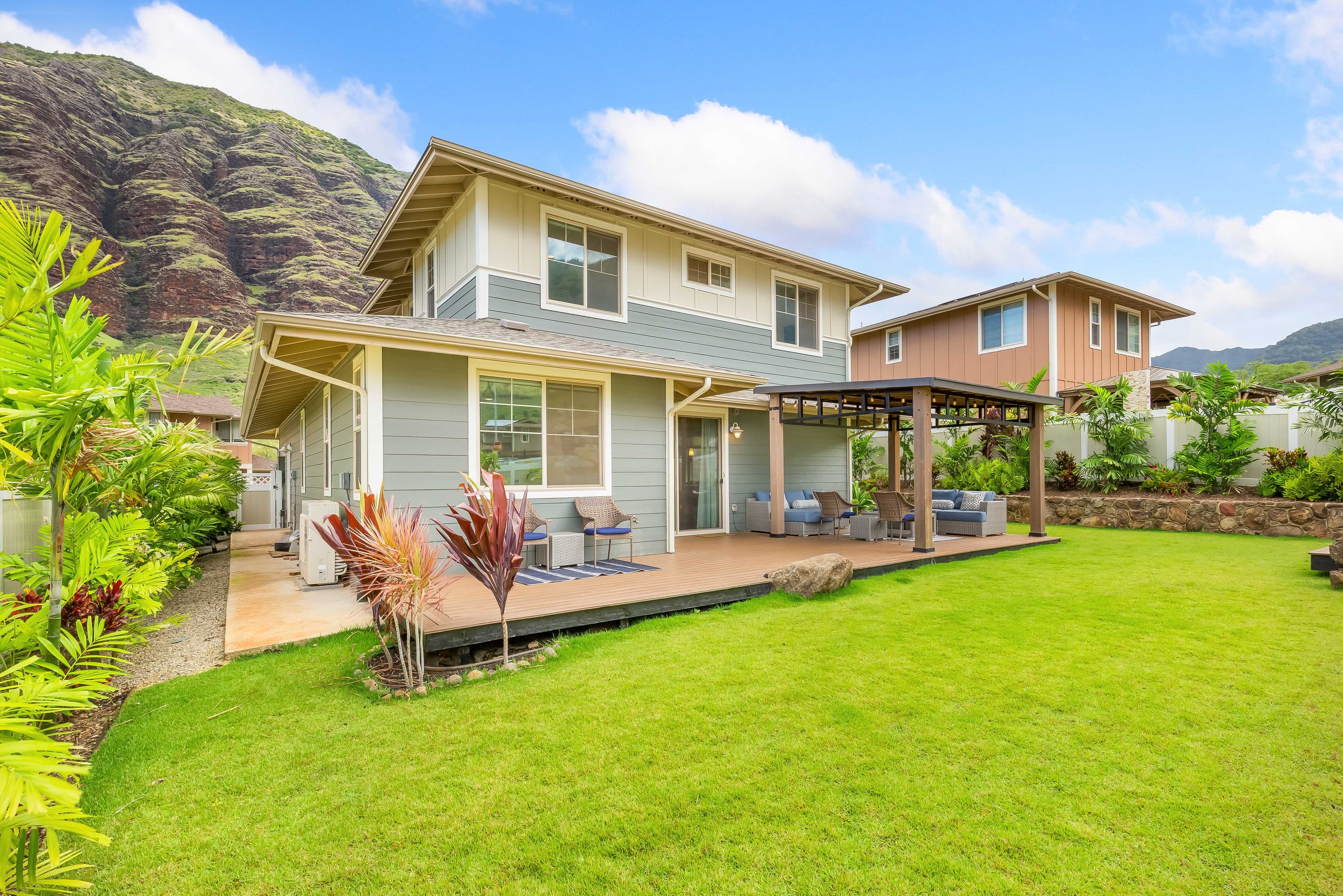 Home in Waianae · ★4.86 · 4 bedrooms · 5 beds · 2.5 baths - Image 36
