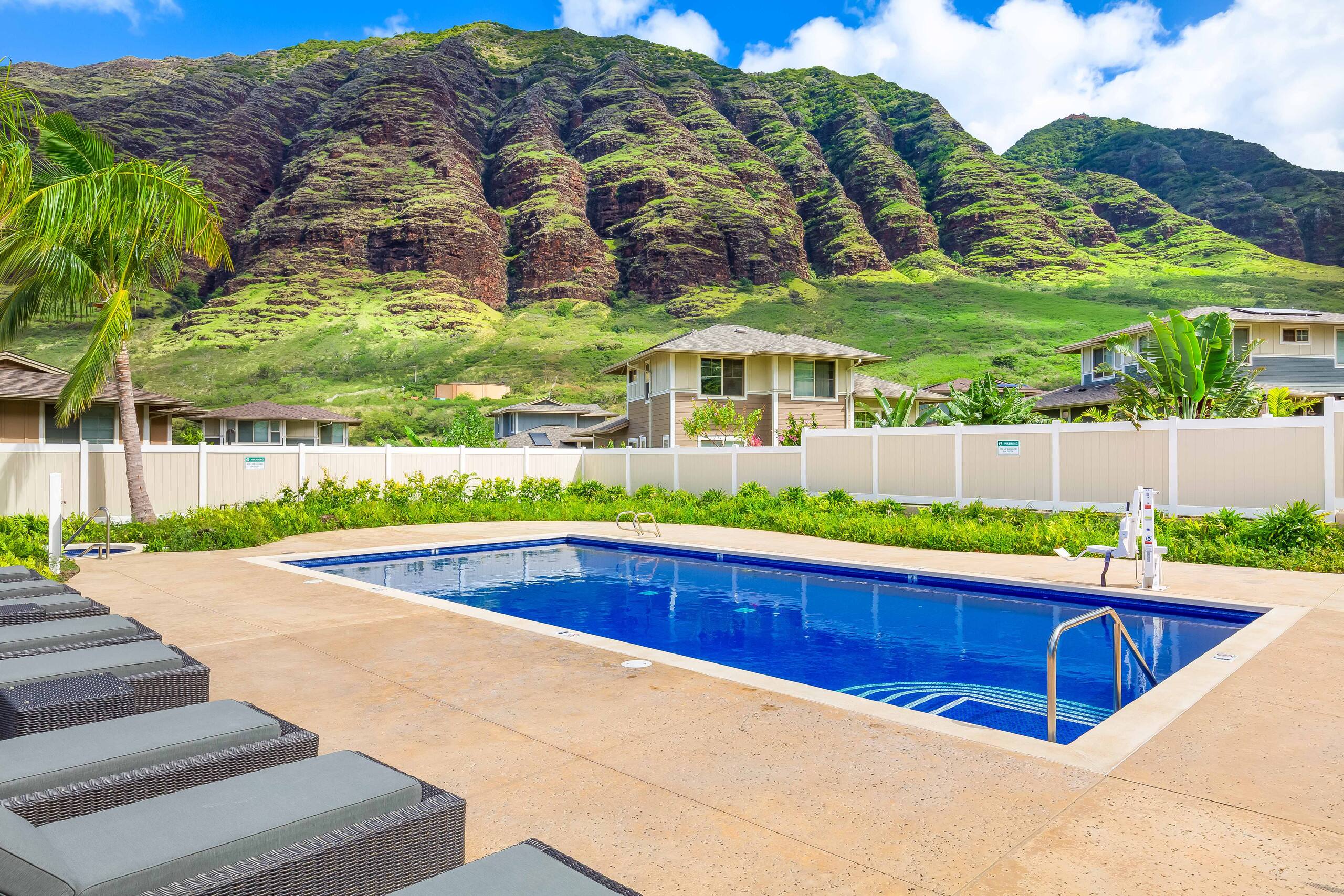 Home in Waianae · ★4.86 · 4 bedrooms · 5 beds · 2.5 baths - Image 29