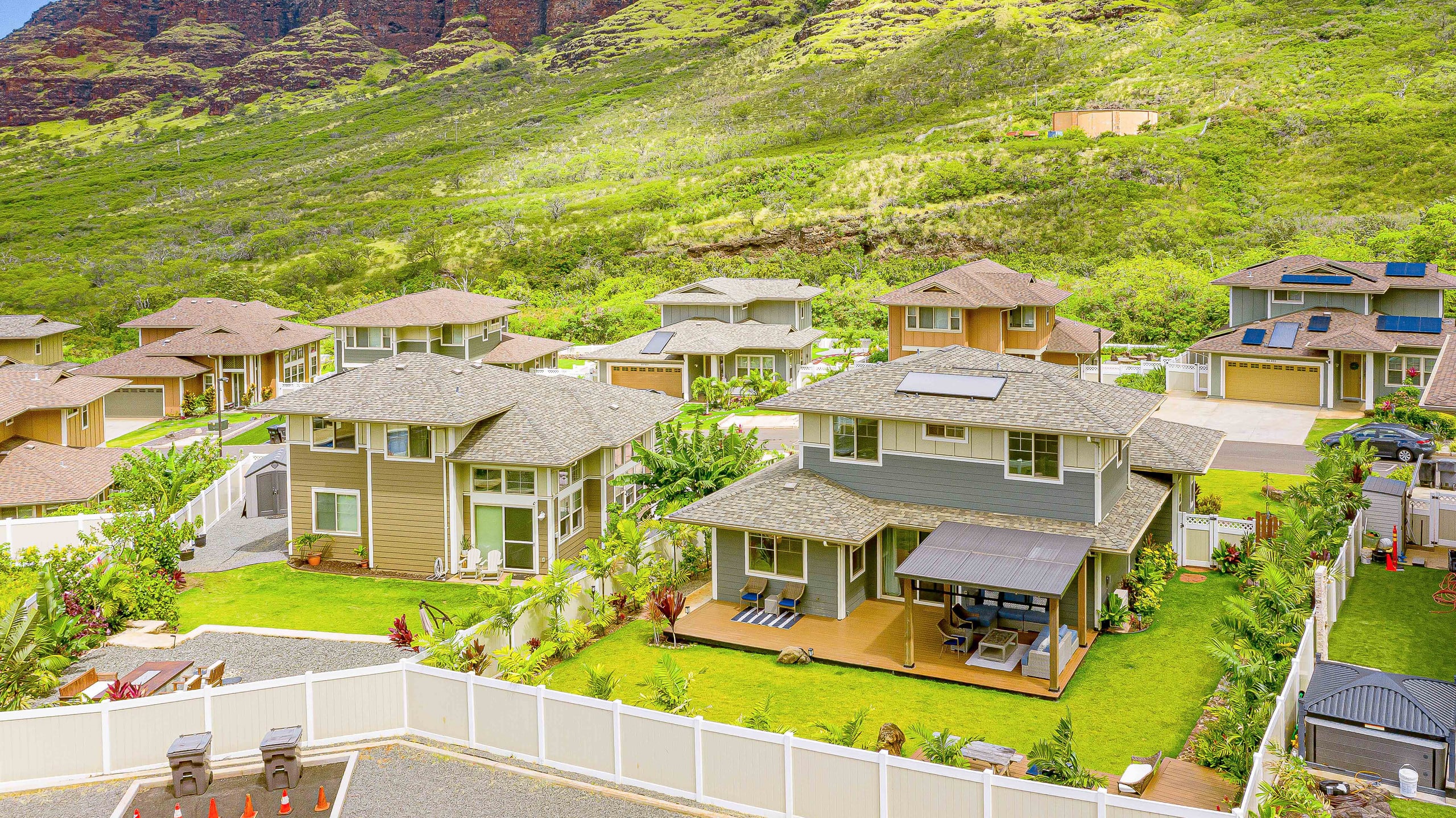 Home in Waianae · ★4.86 · 4 bedrooms · 5 beds · 2.5 baths - Image 48