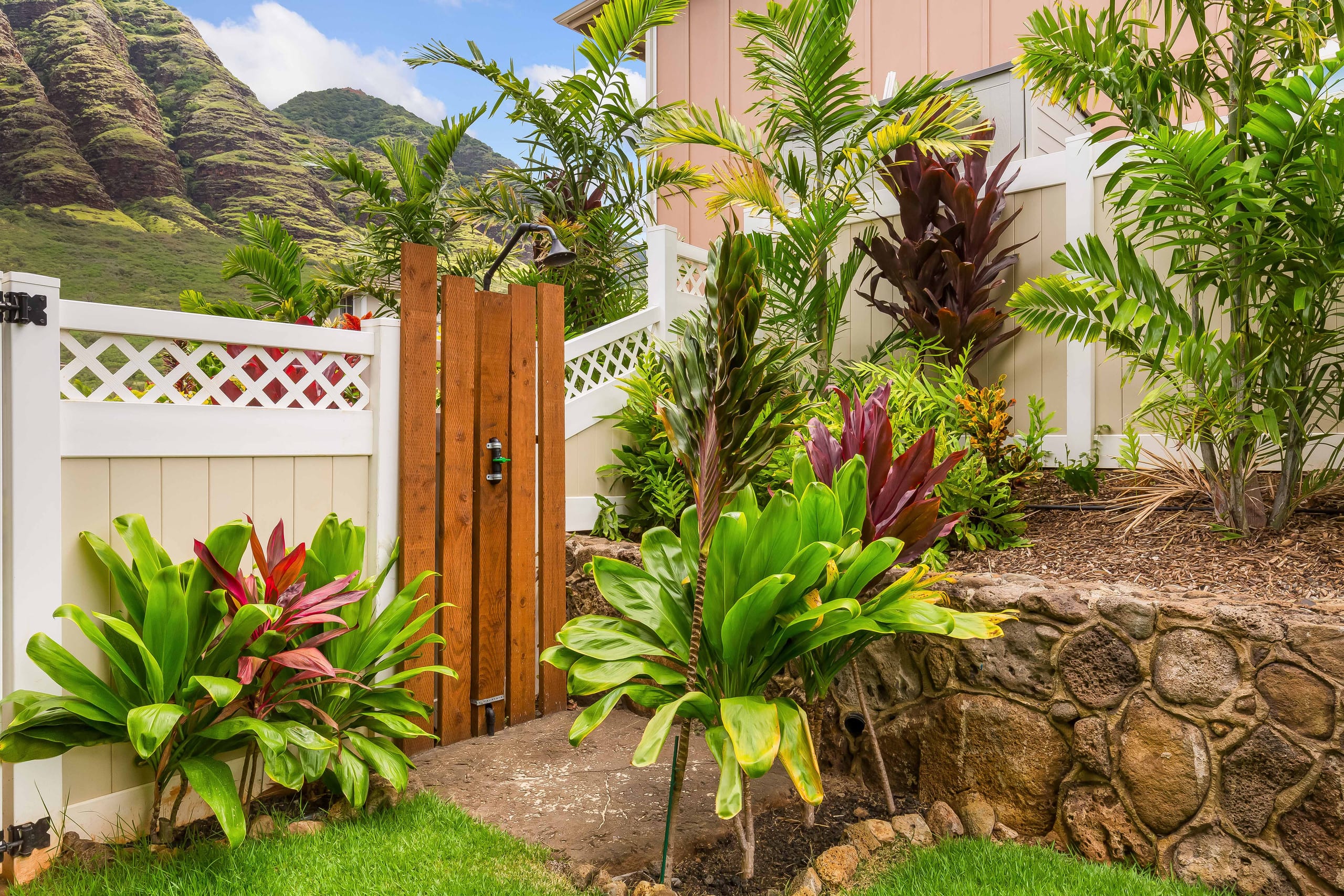 Home in Waianae · ★4.86 · 4 bedrooms · 5 beds · 2.5 baths - Image 31