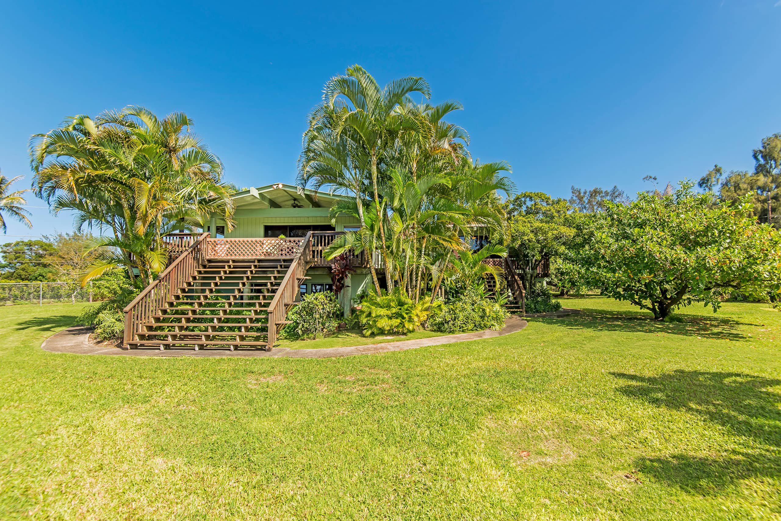 North Shore Rural Serene Home with Ocean-MT Views - Photo 56