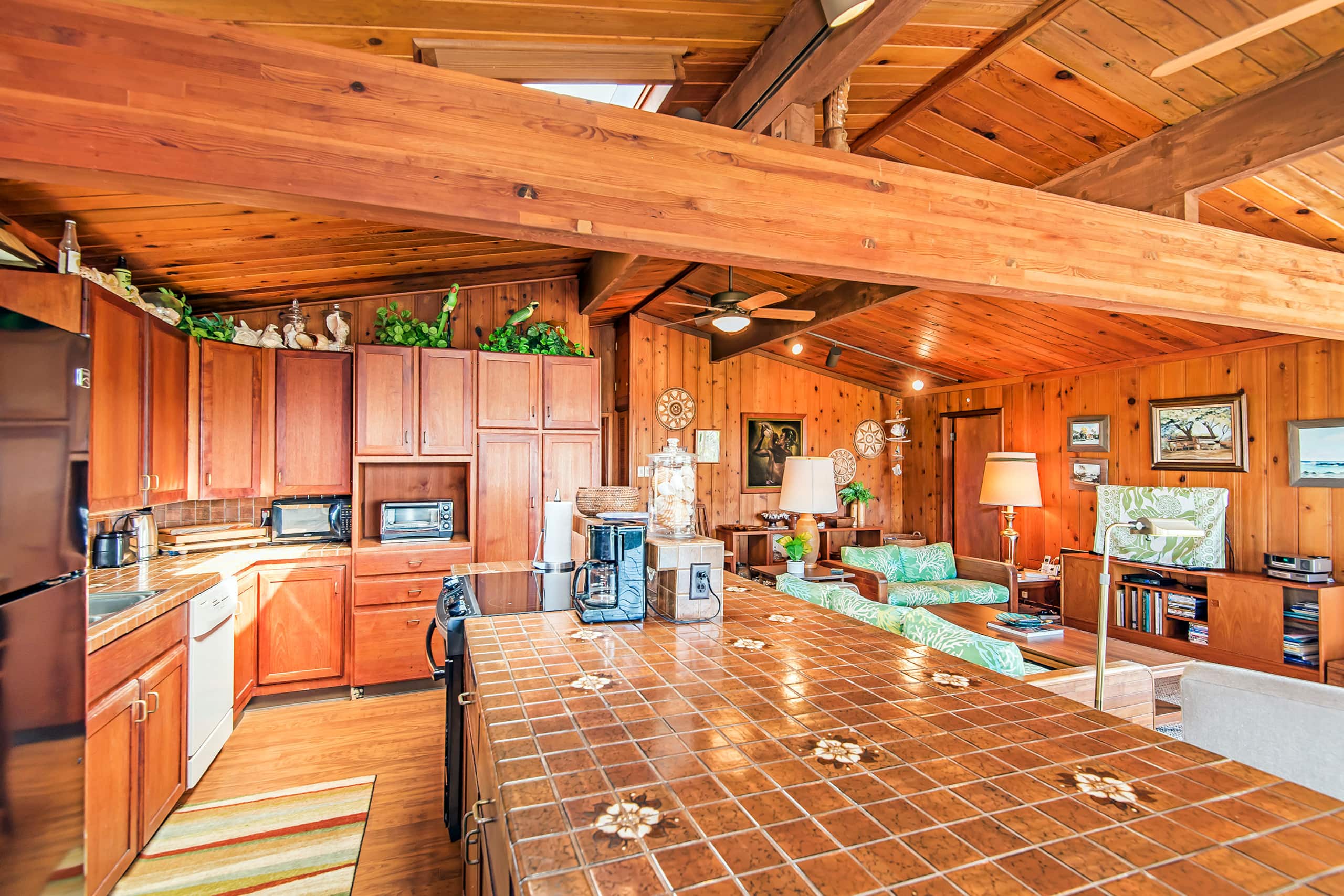 North Shore Rural Serene Home with Ocean-MT Views - Photo 13