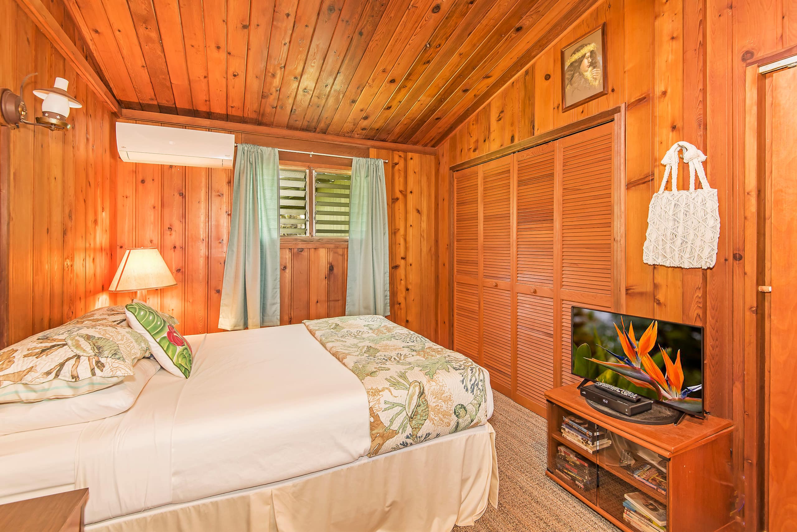 North Shore Rural Serene Home with Ocean-MT Views - Photo 18