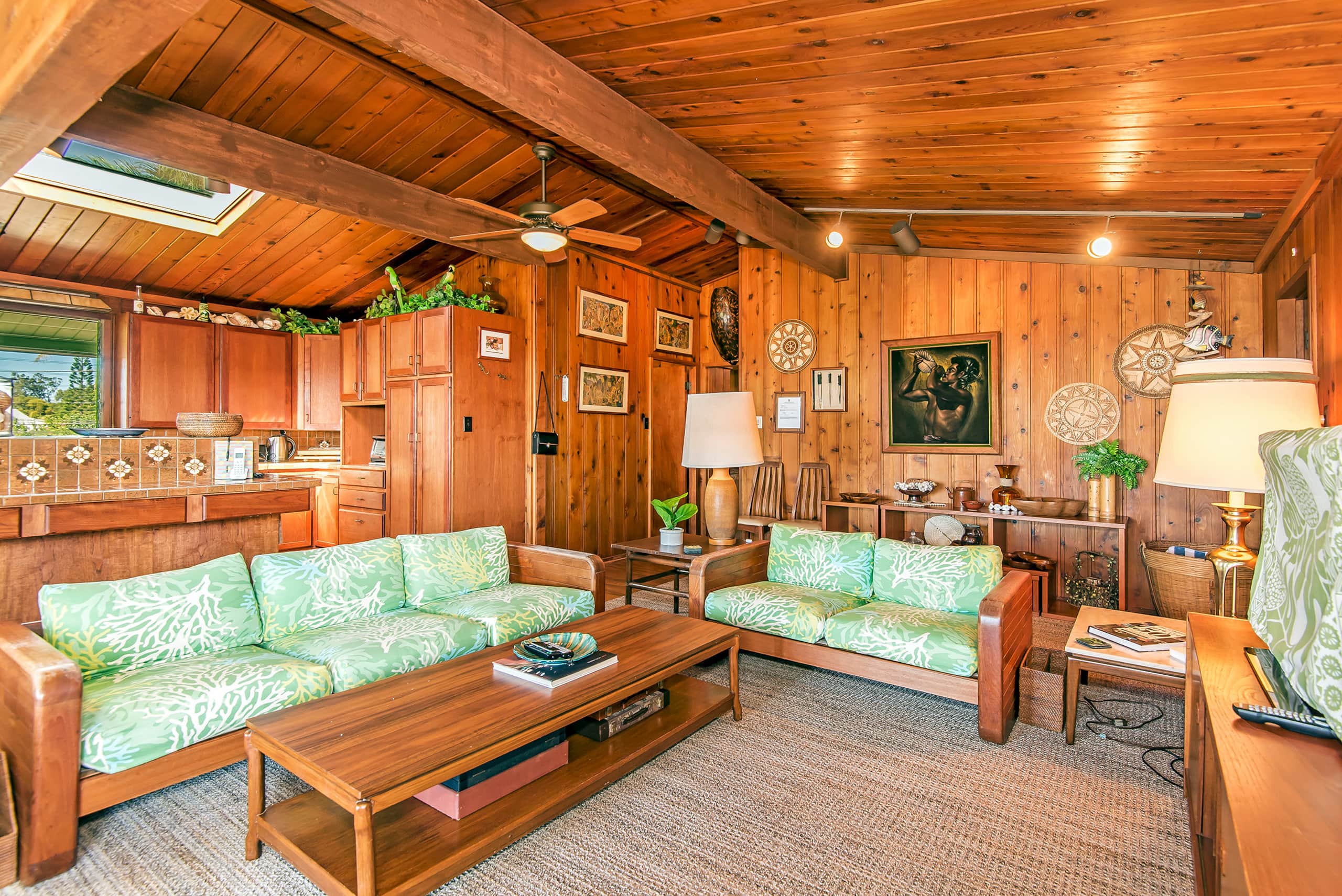 North Shore Rural Serene Home with Ocean-MT Views - Photo 9
