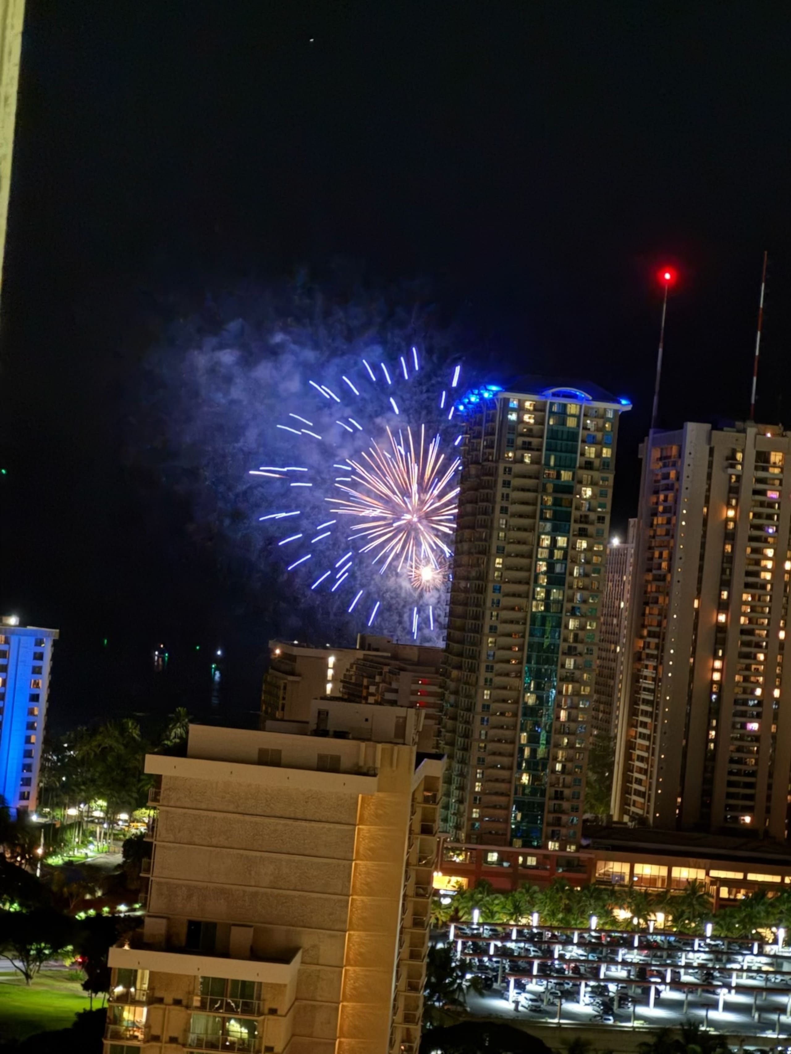 Condo in Honolulu · ★4.75 · 3 bedrooms · 3 beds · 3 private baths - Image 46
