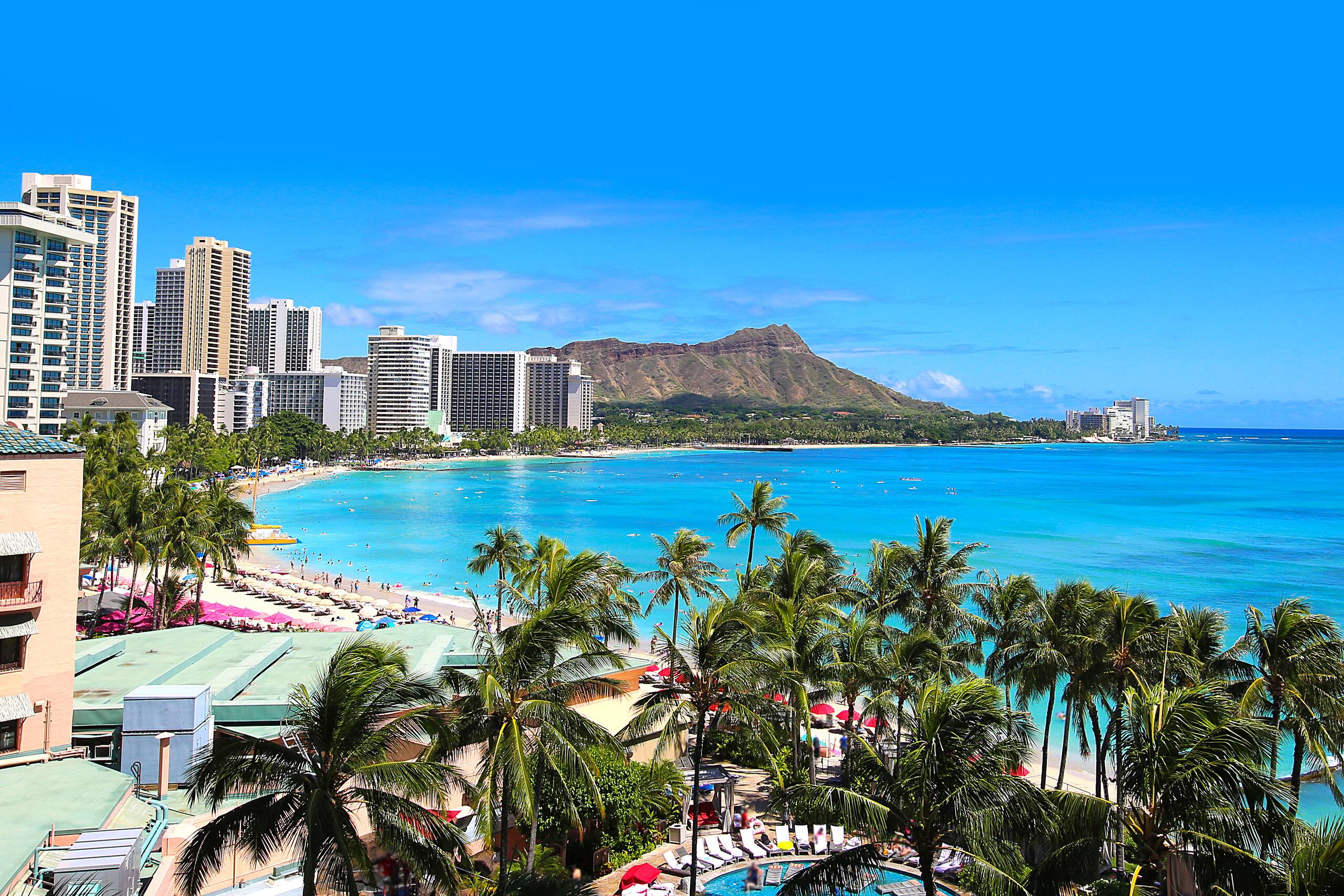 Condo in Honolulu · ★4.75 · 3 bedrooms · 3 beds · 3 private baths - Image 61