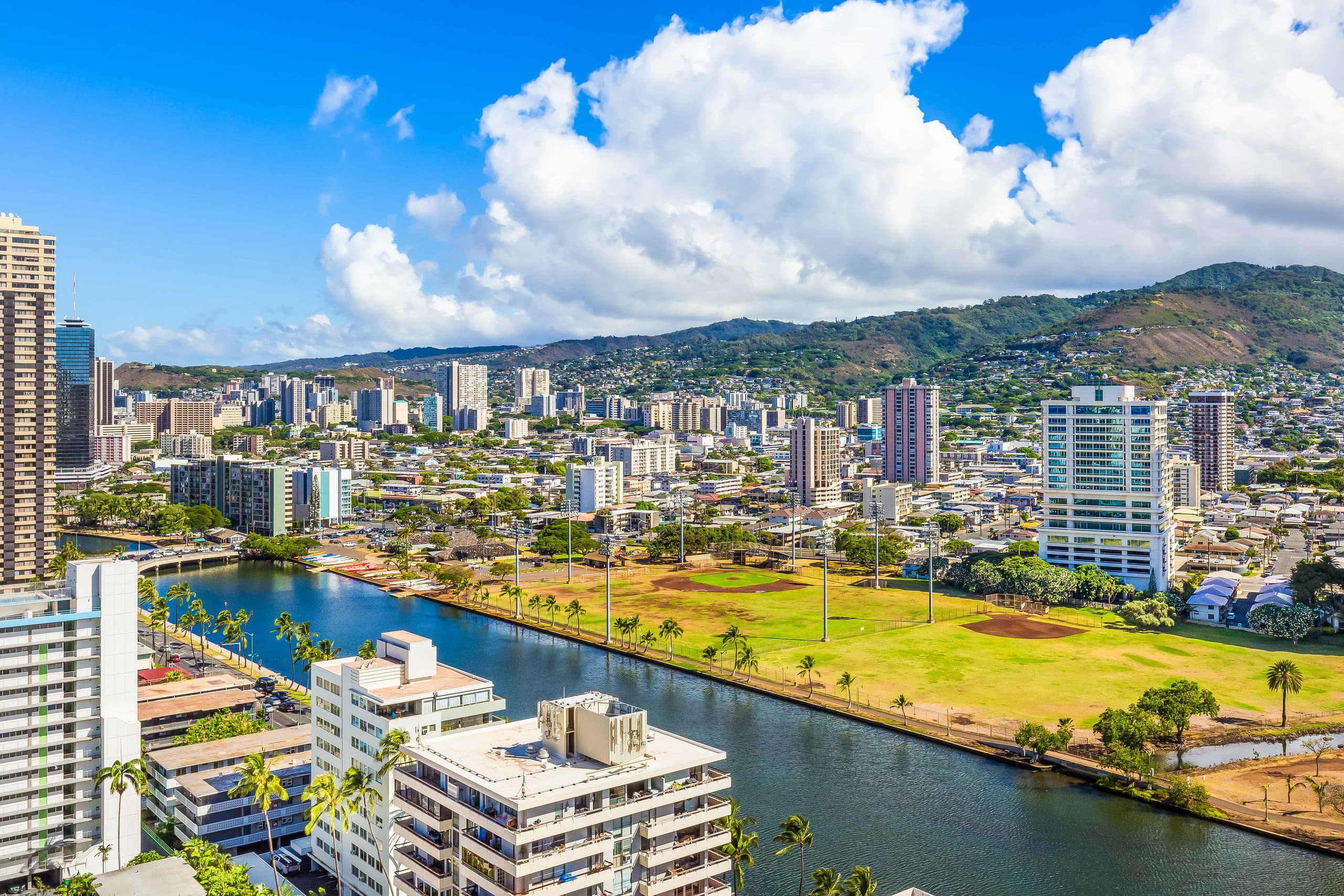 Condo in Honolulu · ★4.75 · 3 bedrooms · 3 beds · 3 private baths - Image 26