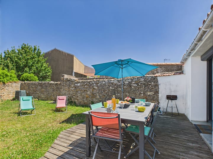 Maison Avec Une Dépendance Dans Le Jardin Pour 6 - Les Sables-d'Olonne