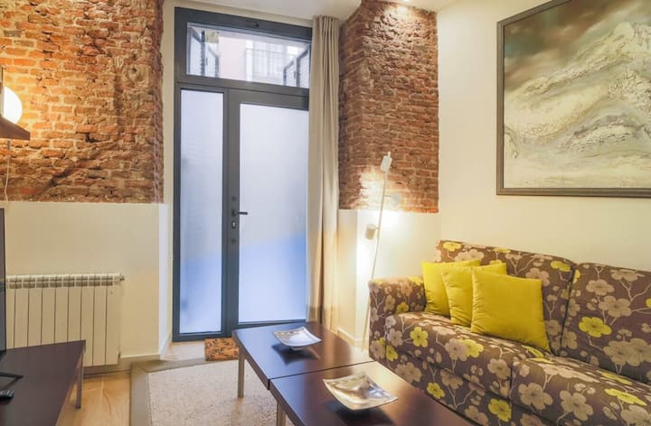 Housing Malasaña By Sharing Co - Madrid