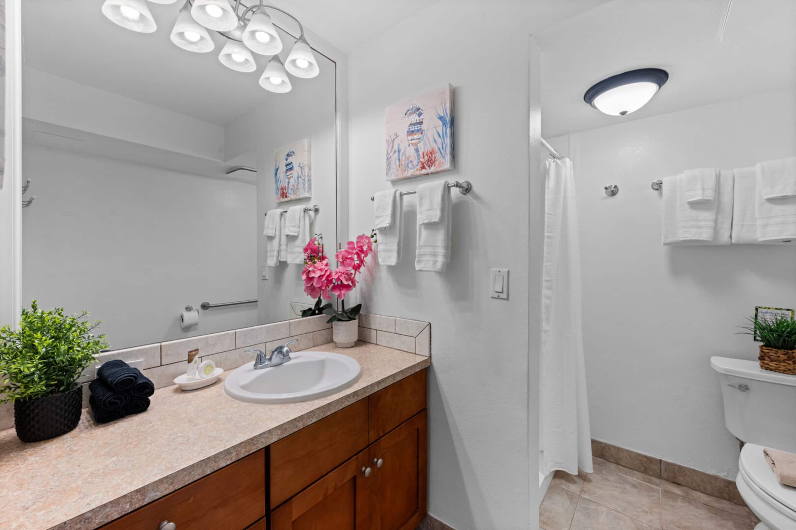 Condo in Lahaina · ★5.0 · 1 bedroom · 2 beds · 1 bath - Image 18