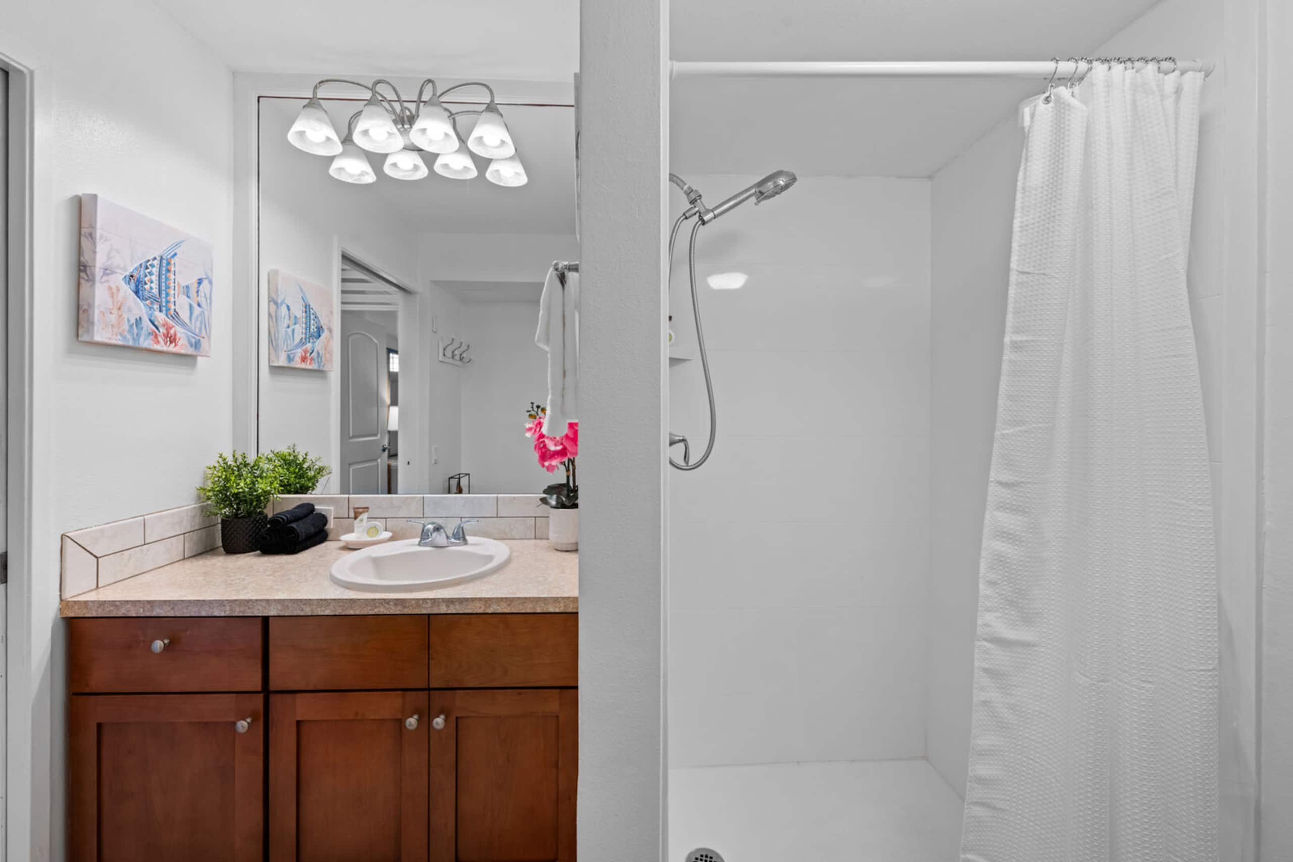 Condo in Lahaina · ★5.0 · 1 bedroom · 2 beds · 1 bath - Image 20