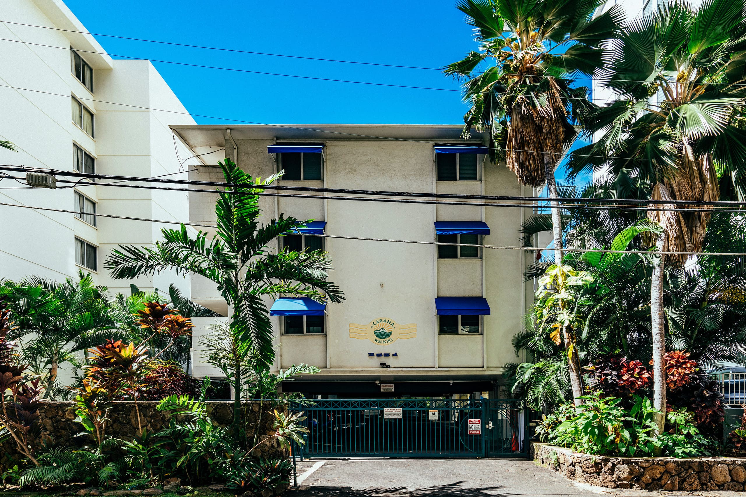 Condo in Honolulu · ★5.0 · 1 bedroom · 3 beds · 1 private bath - Image 14