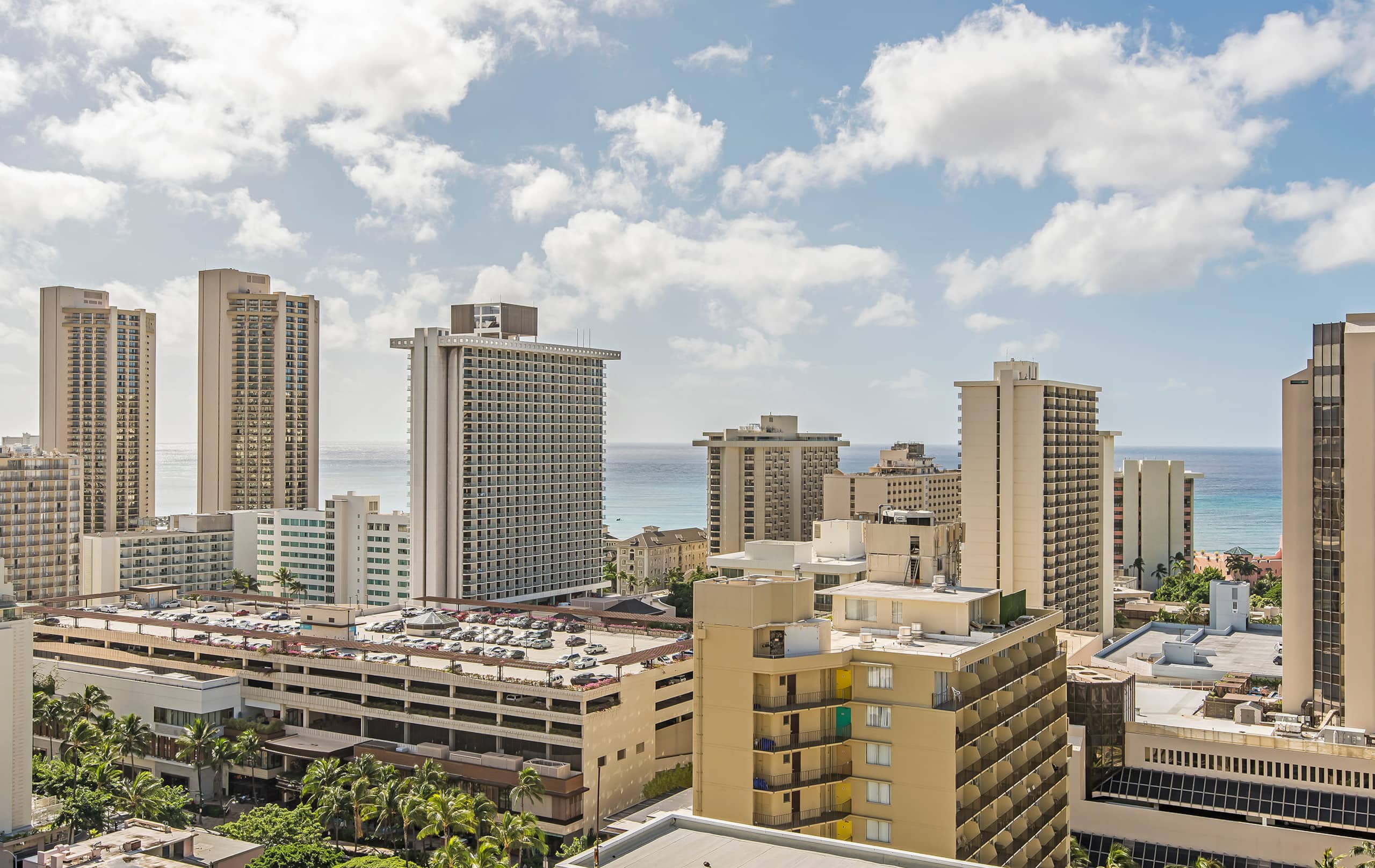 Condo in Honolulu · ★4.45 · 1 bedroom · 3 beds · 1 private bath - Image 27