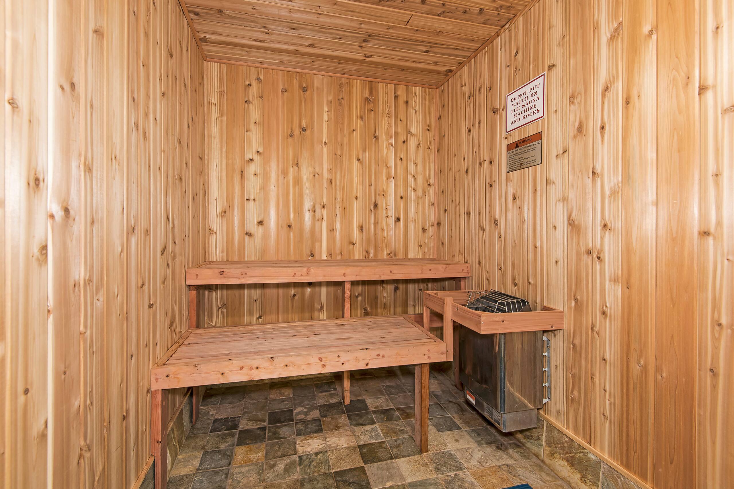 Condo in Honolulu · ★4.45 · 1 bedroom · 3 beds · 1 private bath - Image 26