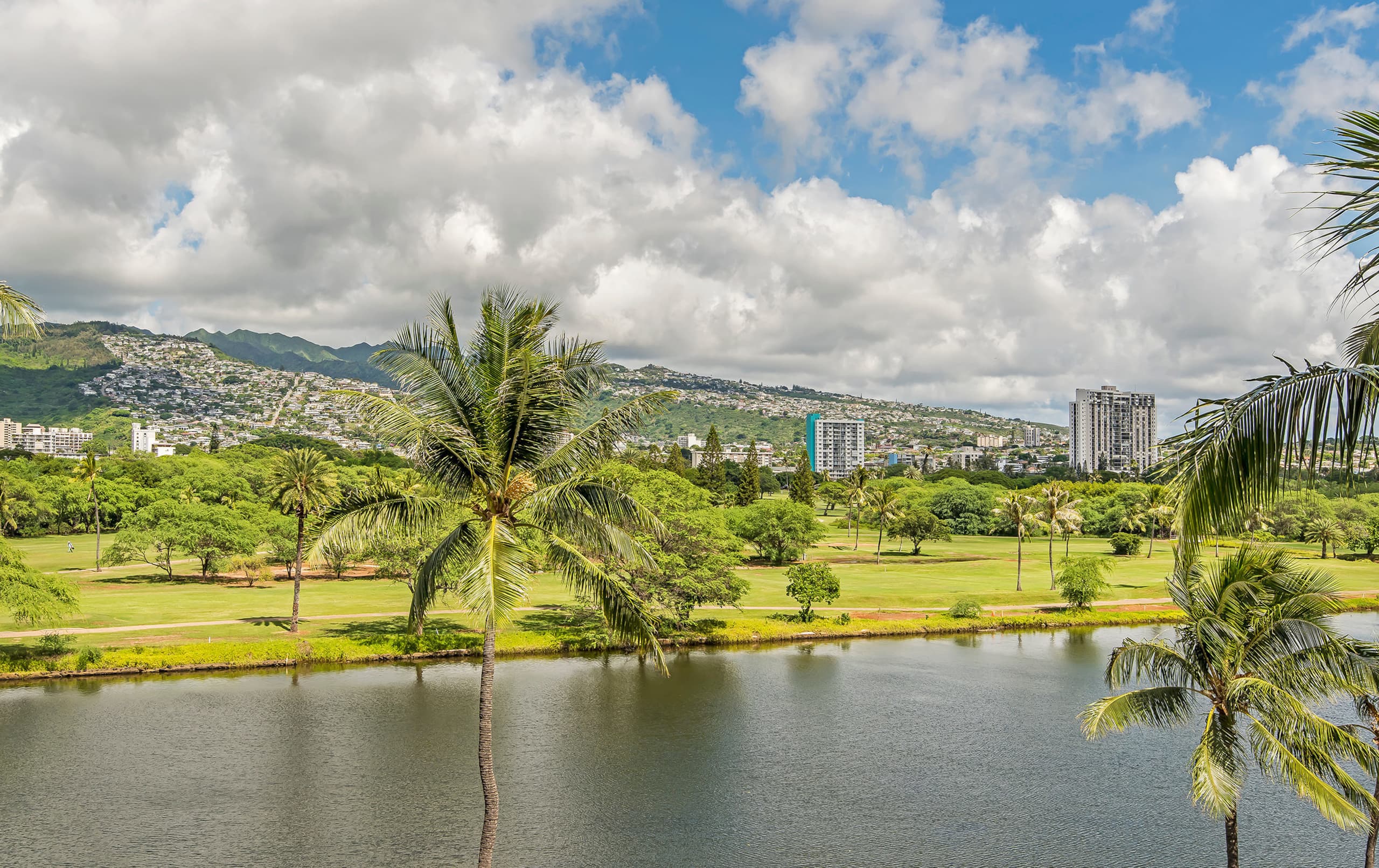 Condo in Honolulu · ★4.8 · Studio · 2 beds · 1 bath - Image 23