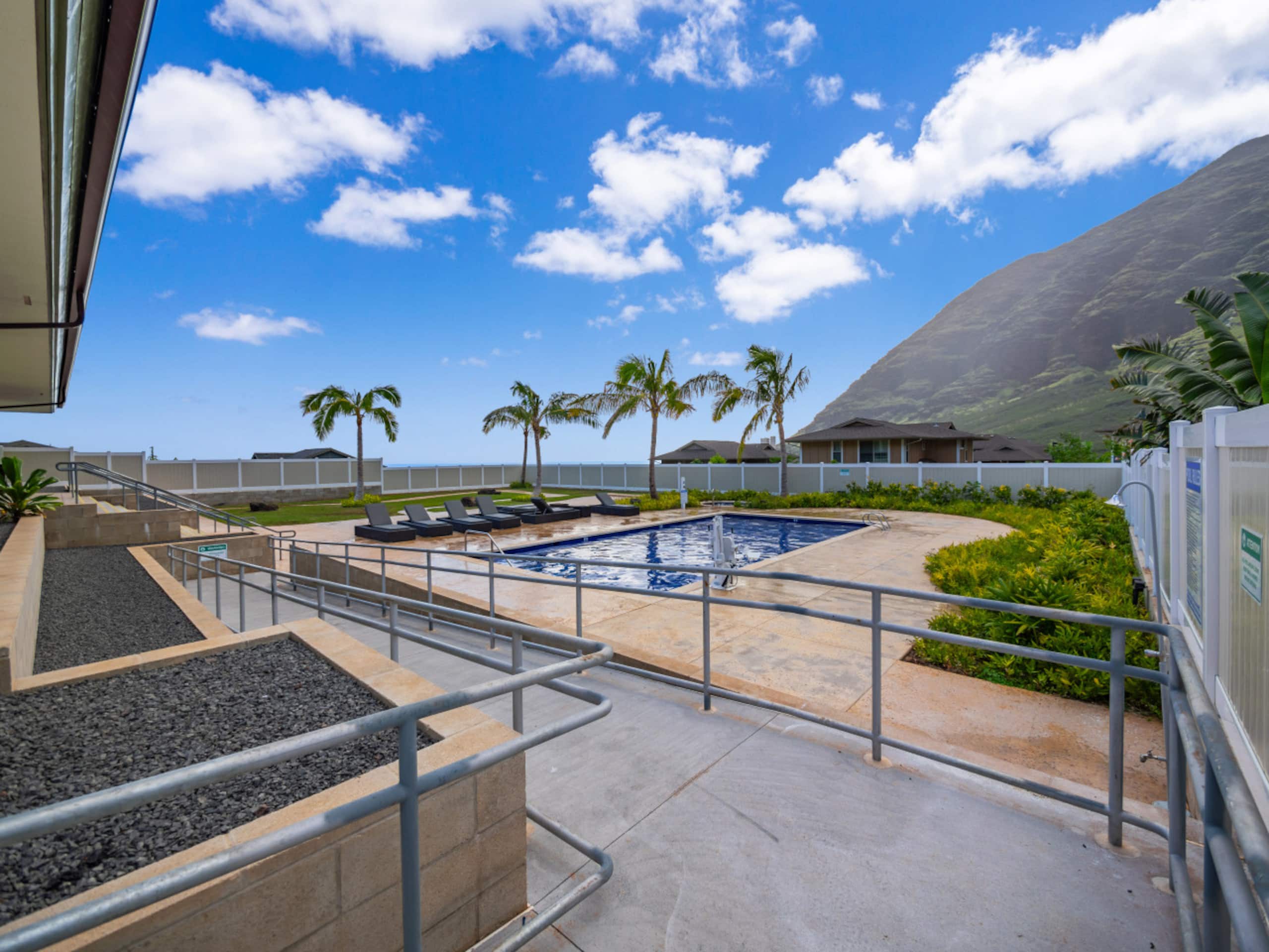 Home in Makaha Valley · ★5.0 · 4 bedrooms · 5 beds · 2.5 private baths - Image 72
