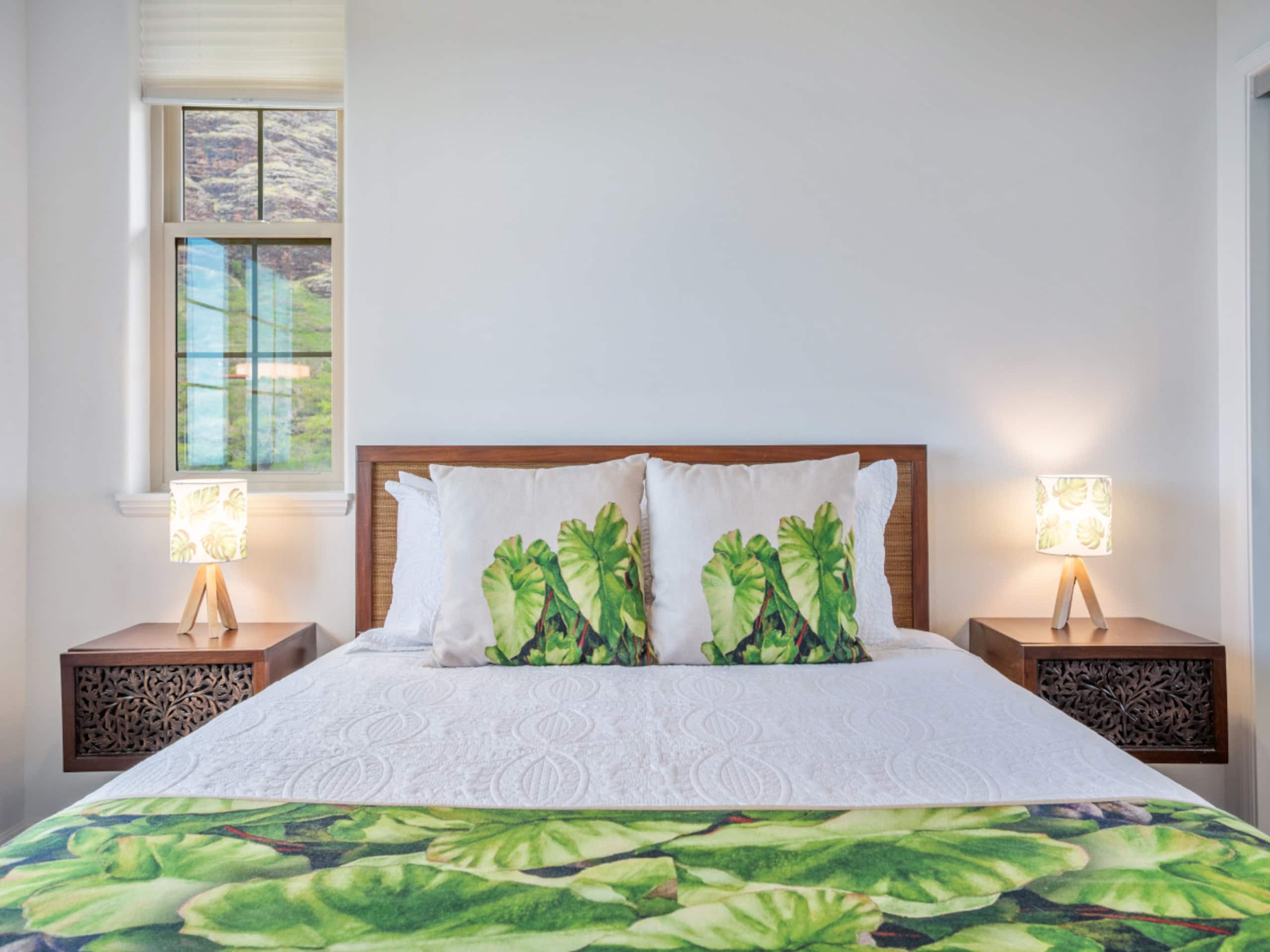 Home in Makaha Valley · ★5.0 · 4 bedrooms · 5 beds · 2.5 private baths - Image 59
