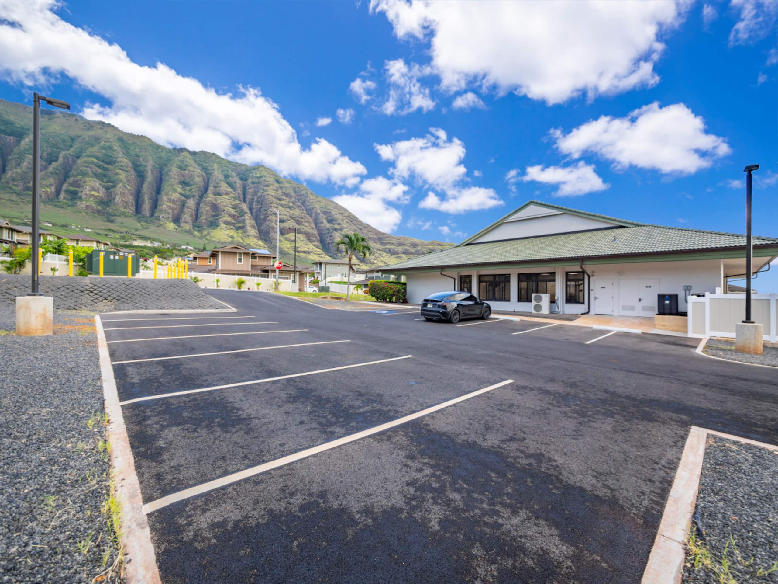 Home in Makaha Valley · ★5.0 · 4 bedrooms · 5 beds · 2.5 private baths - Image 89