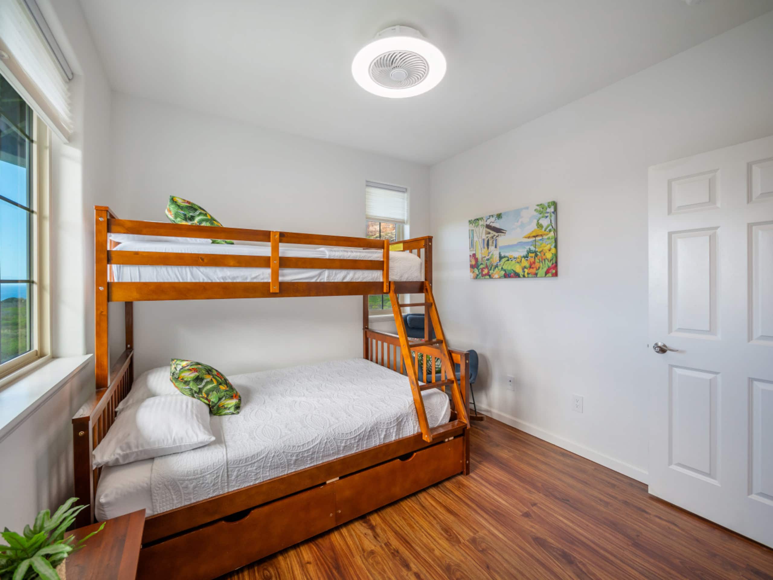 Home in Makaha Valley · ★5.0 · 4 bedrooms · 5 beds · 2.5 private baths - Image 53