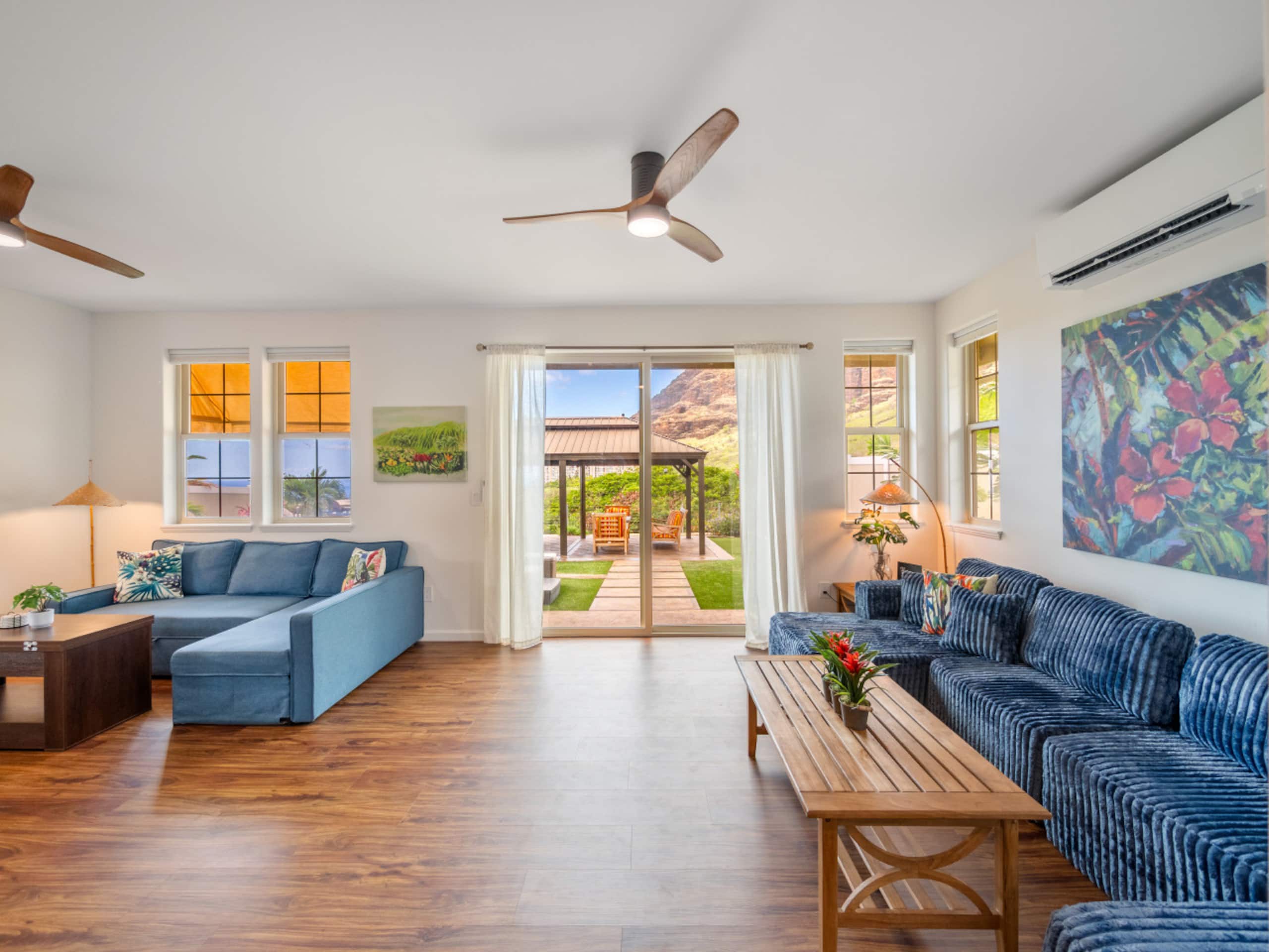Home in Makaha Valley · ★5.0 · 4 bedrooms · 5 beds · 2.5 private baths - Image 4