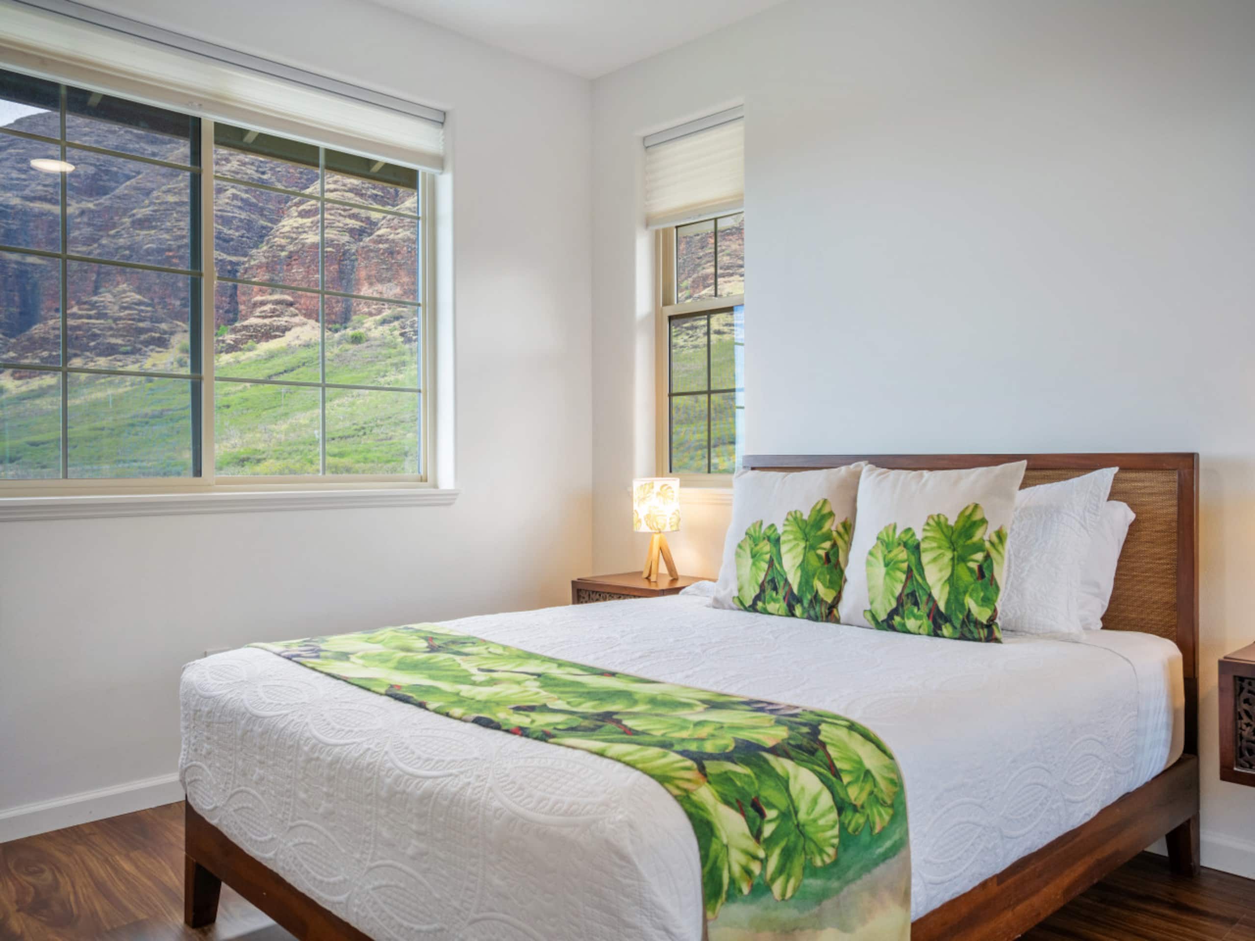 Home in Makaha Valley · ★5.0 · 4 bedrooms · 5 beds · 2.5 private baths - Image 63