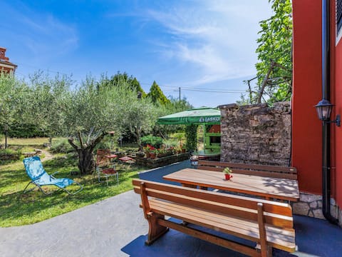 Top performing Airbnb: Lorena by Interhome in Sveta Marija Na Krasu
