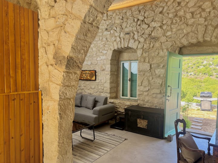 Alma Del Monte | Stone House W/ Pool & Terrace - Lebanon