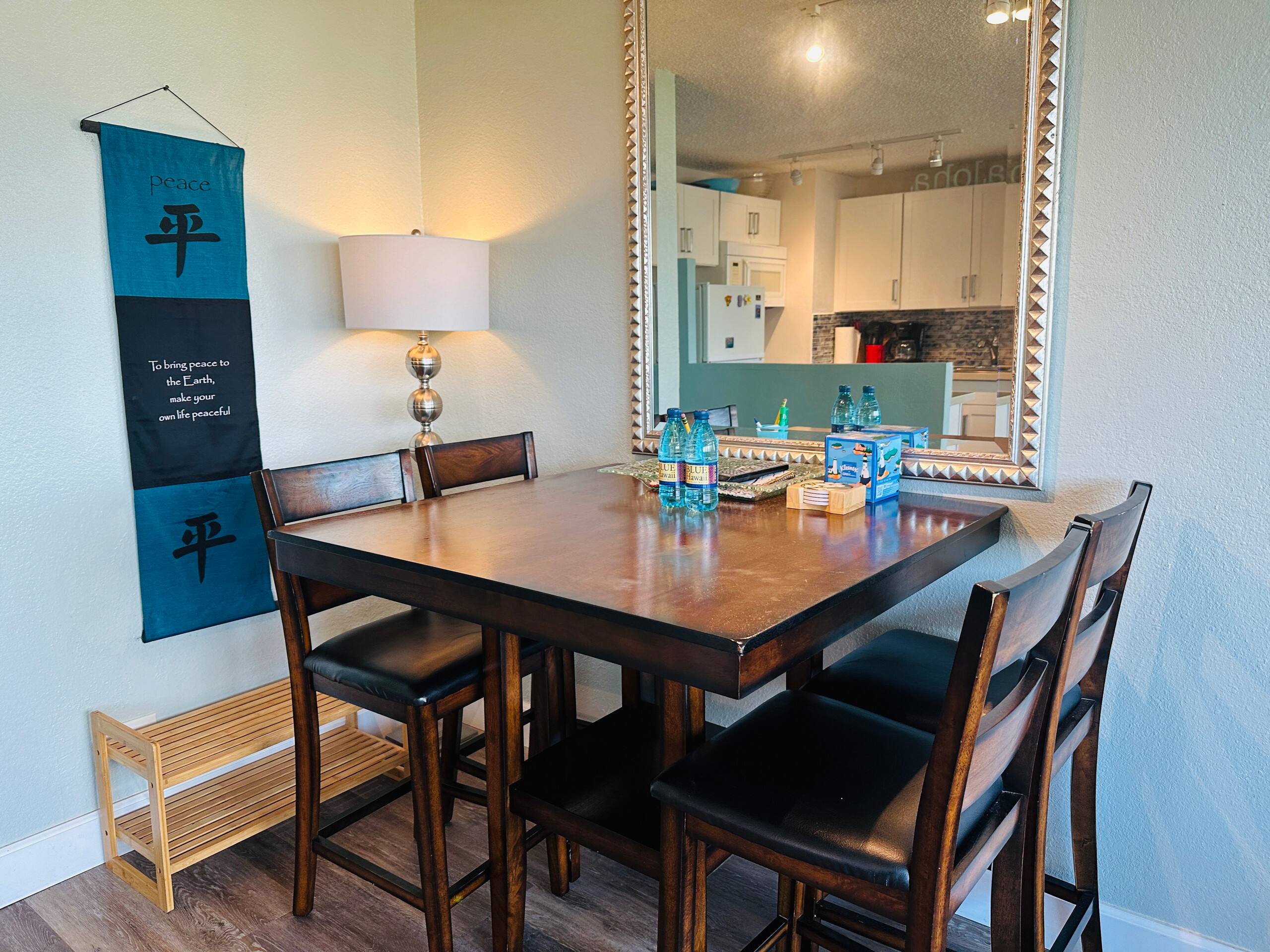 Condo in Honolulu · ★4.94 · 1 bedroom · 2 beds · 1 private bath - Image 14