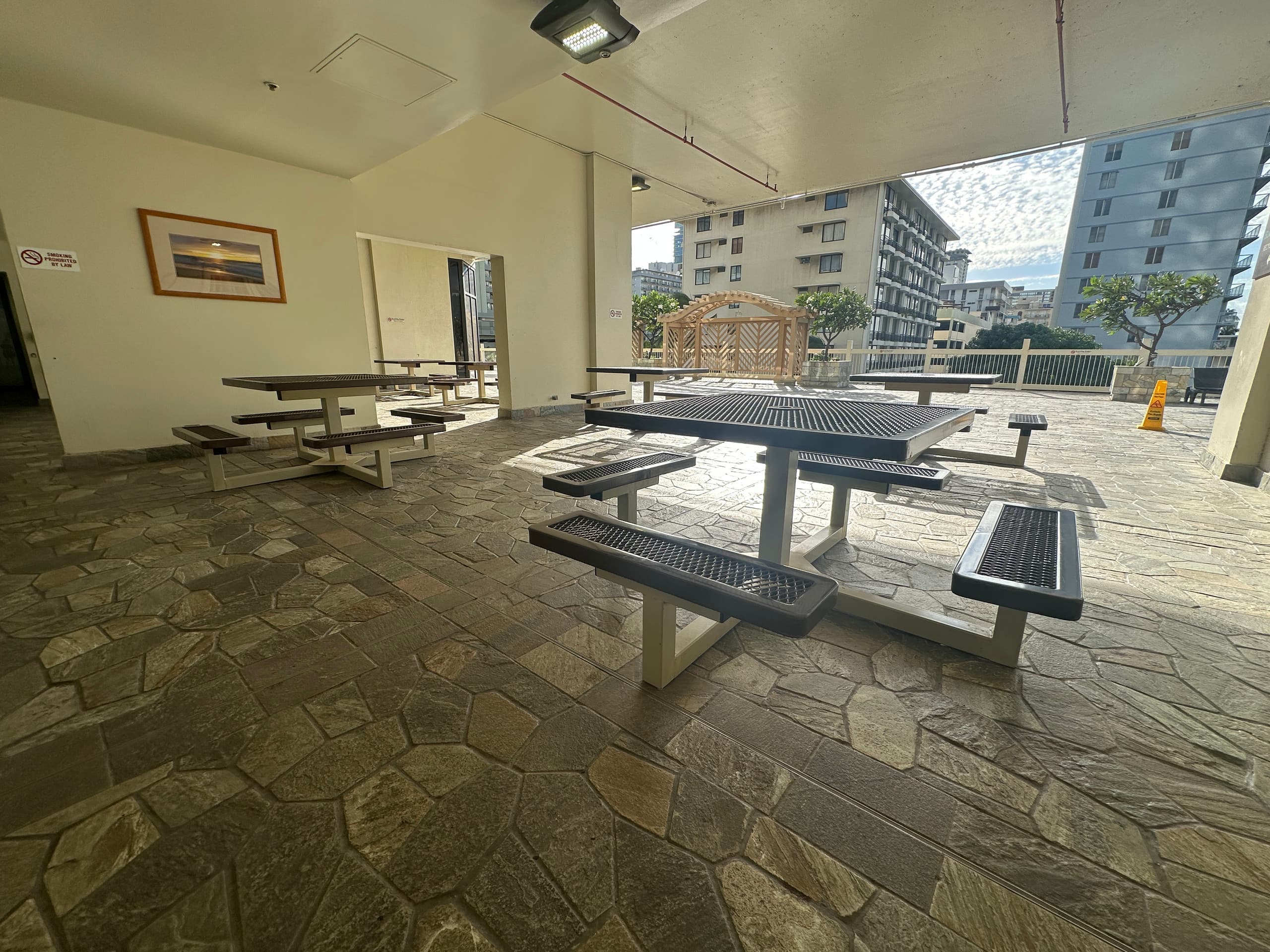 Condo in Honolulu · ★4.94 · 1 bedroom · 2 beds · 1 private bath - Image 28