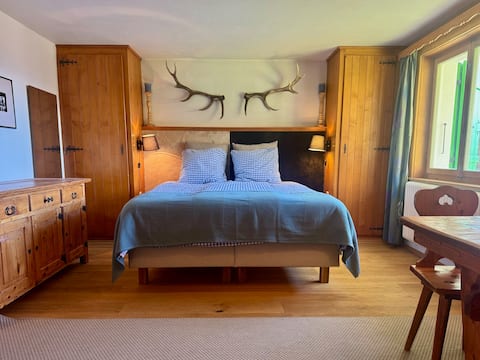 Chalet Christina: Free standing chalet to sleep