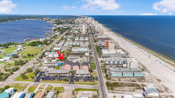 Affordable Gulf Shores Condo: Beach Access, Pool - Gulf Shores, AL